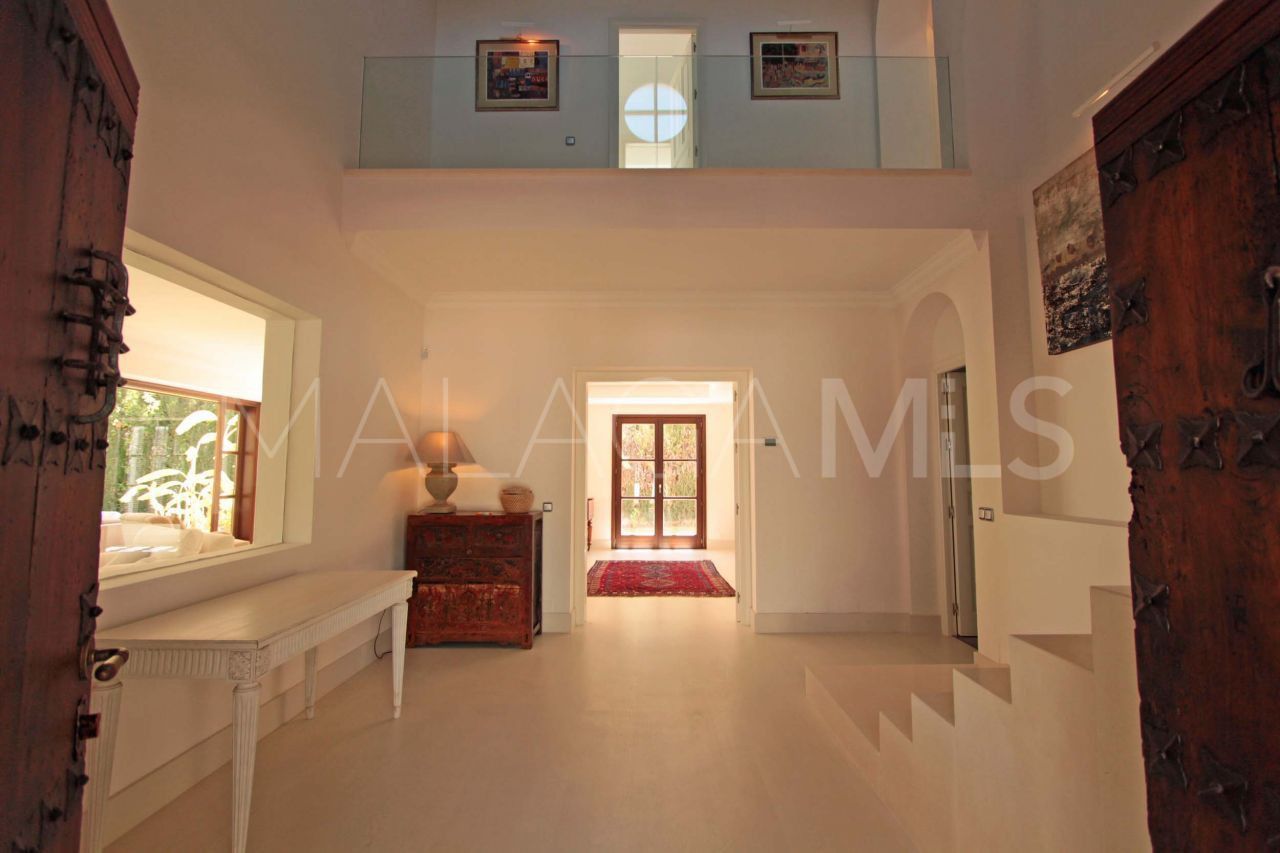 Villa in Guadalmina Baja for sale