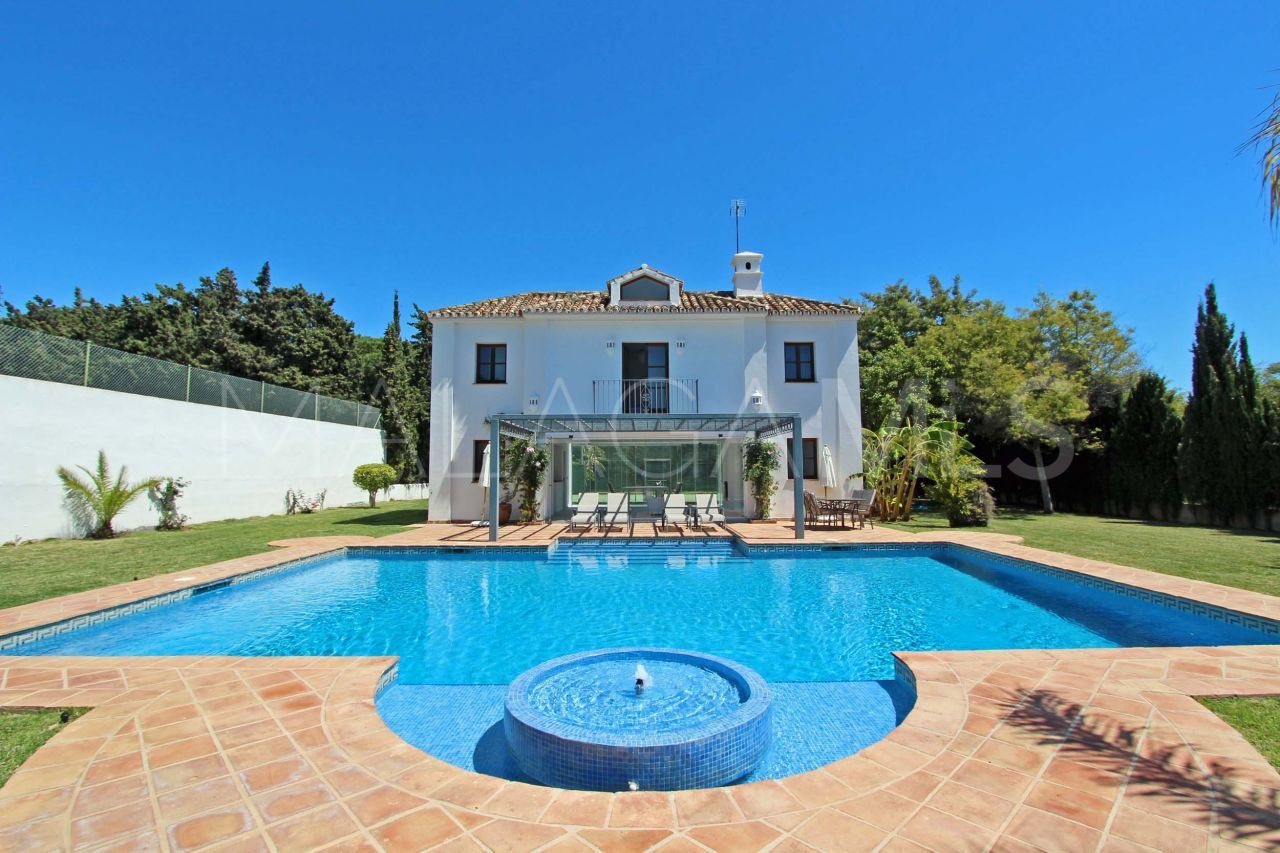 Villa in Guadalmina Baja for sale