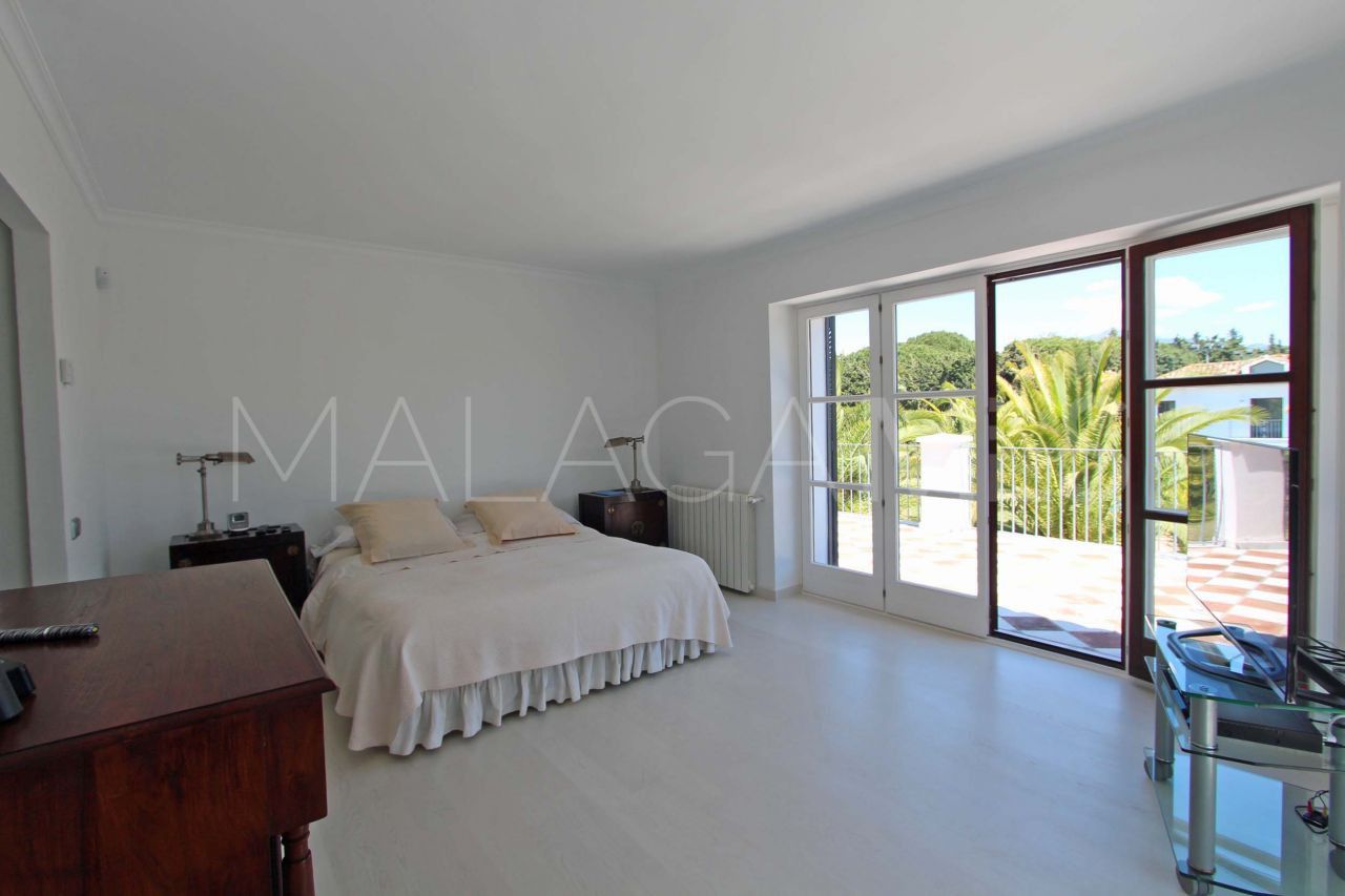 Villa in Guadalmina Baja for sale