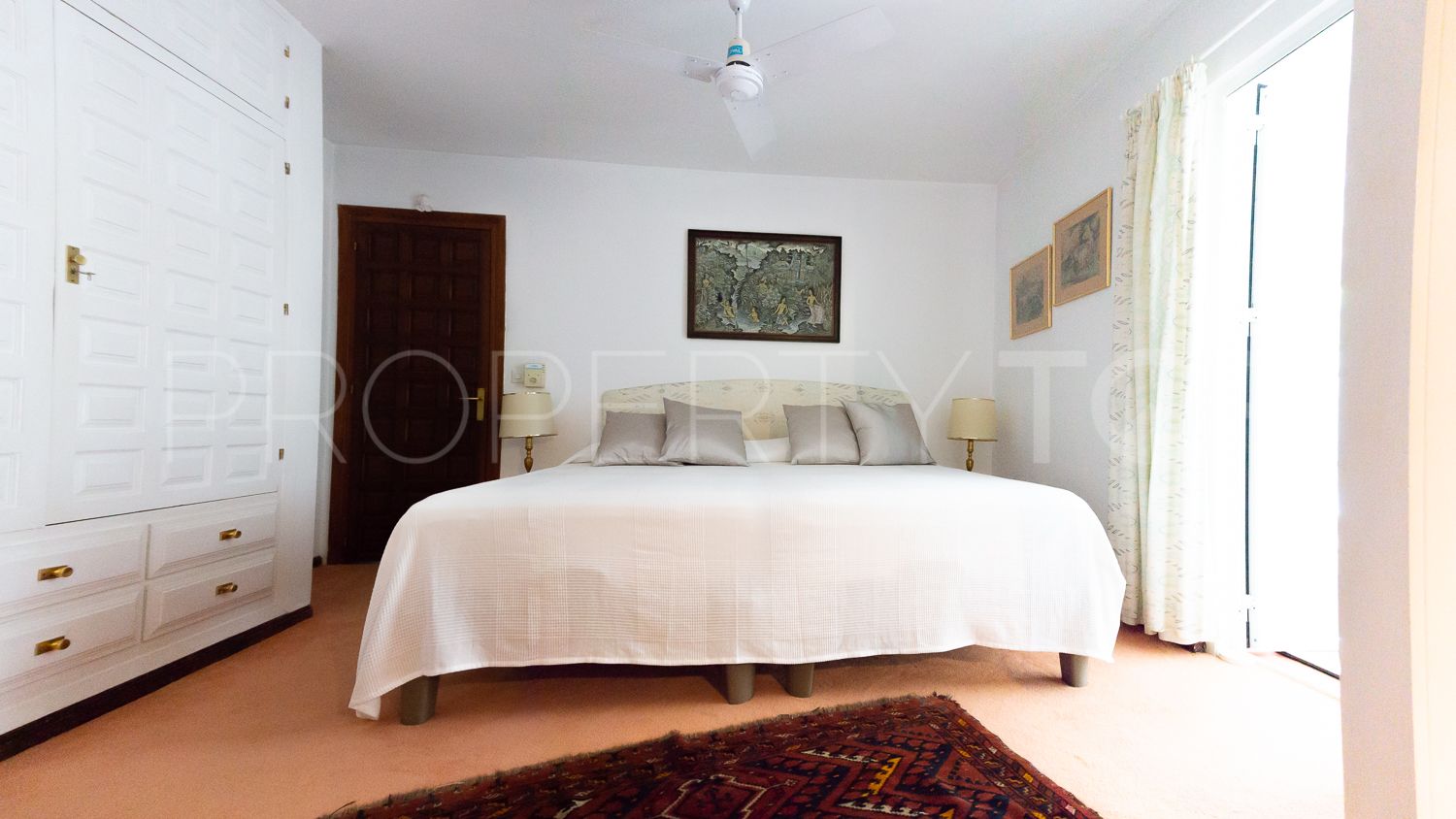 Buy Mijas Pueblo 12 bedrooms villa
