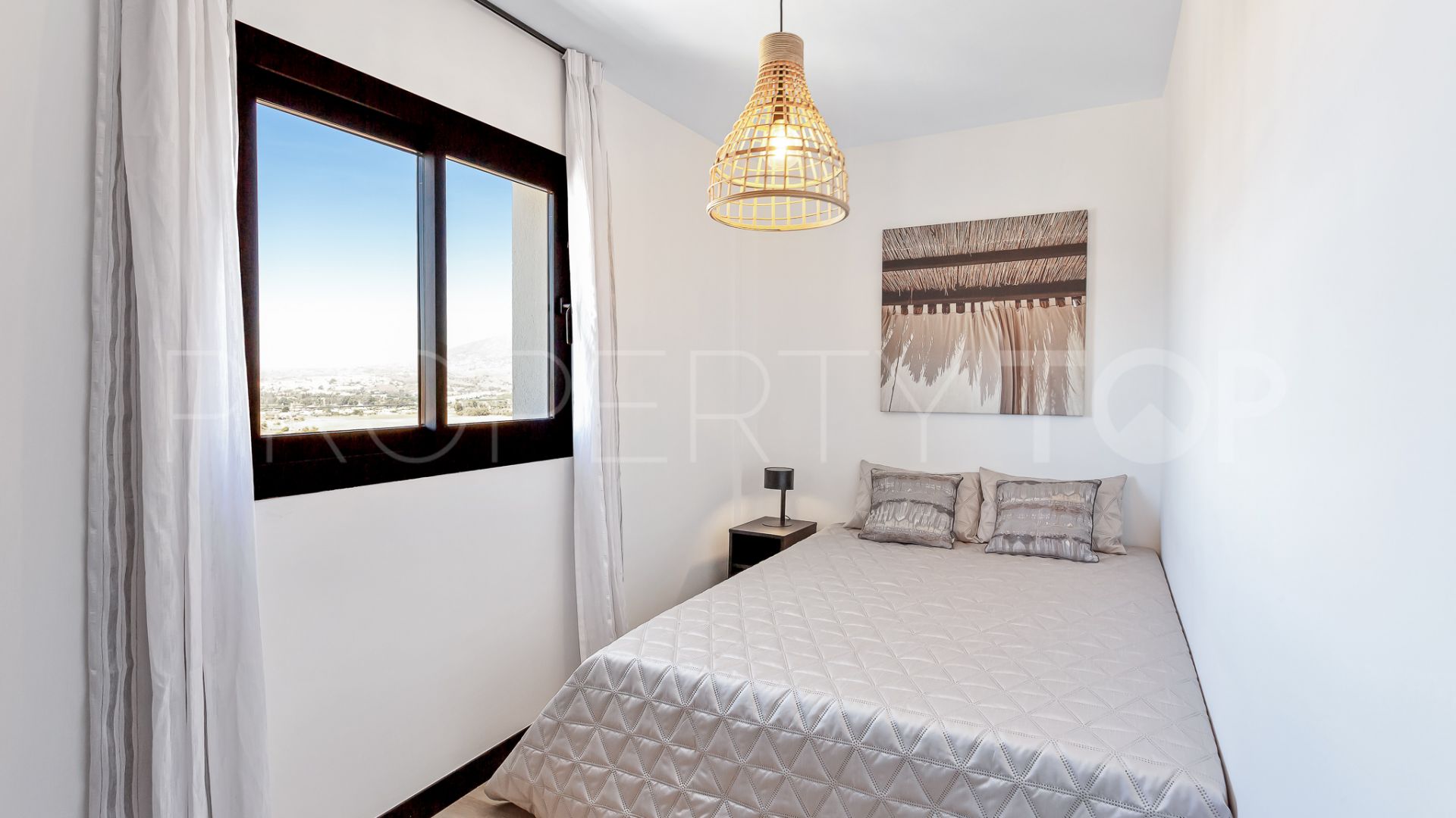 Apartment for sale in Cerros del Aguila