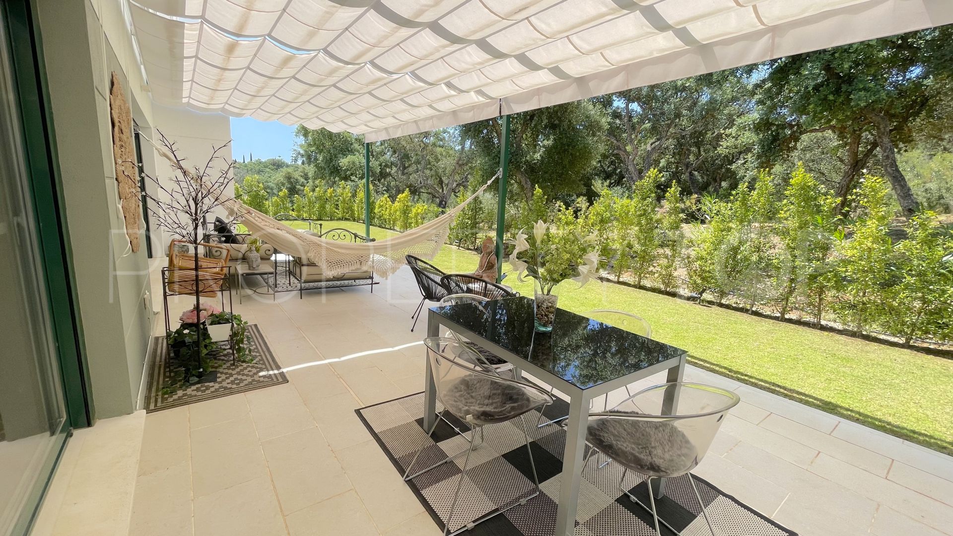 For sale apartment with 3 bedrooms in Sotogrande Alto