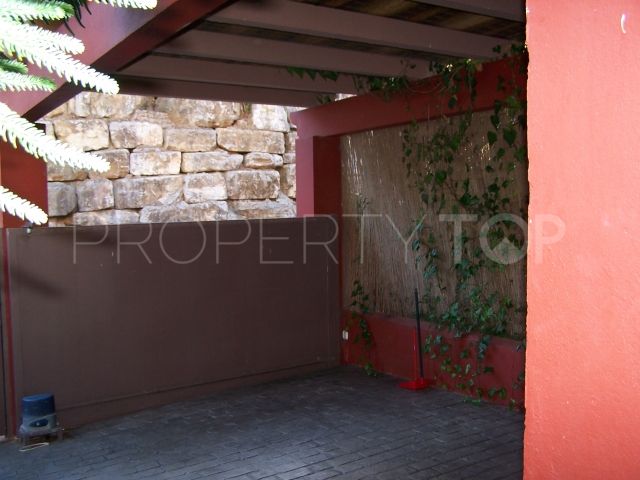 House for sale in Alcaidesa Costa with 3 bedrooms