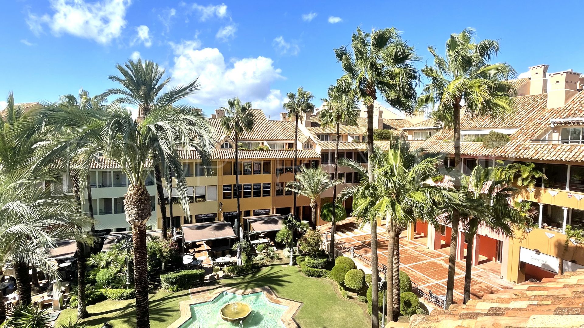 For sale Sotogrande Puerto Deportivo apartment with 2 bedrooms
