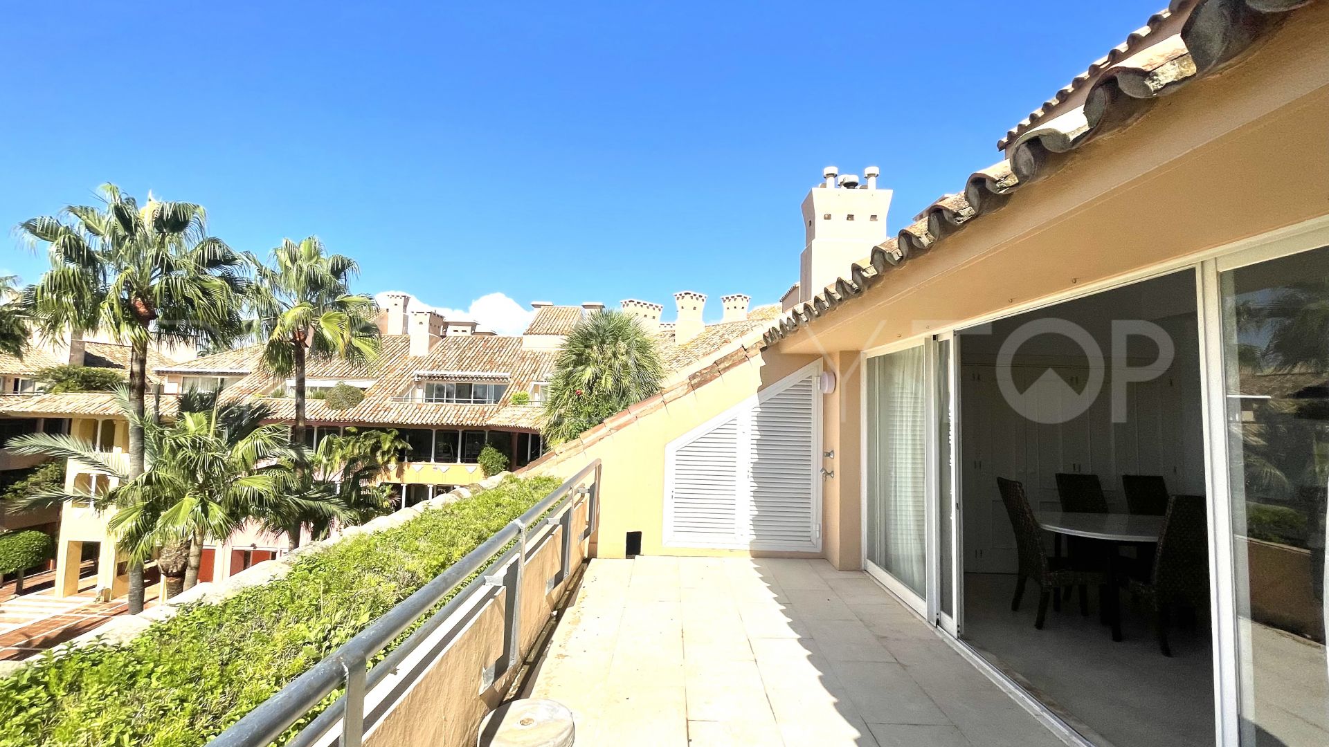 For sale Sotogrande Puerto Deportivo apartment with 2 bedrooms