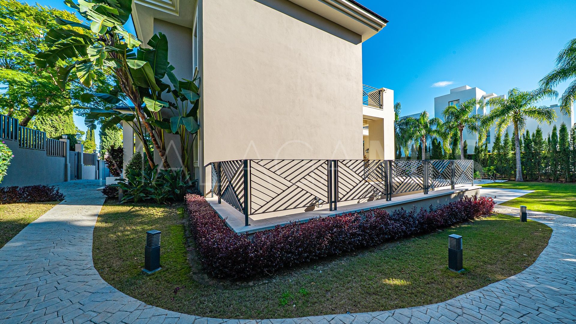 Villa for sale in Los Flamingos