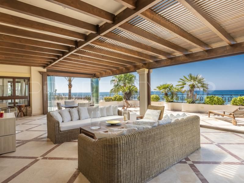 Atico duplex con 4 dormitorios en venta en Los Monteros Playa