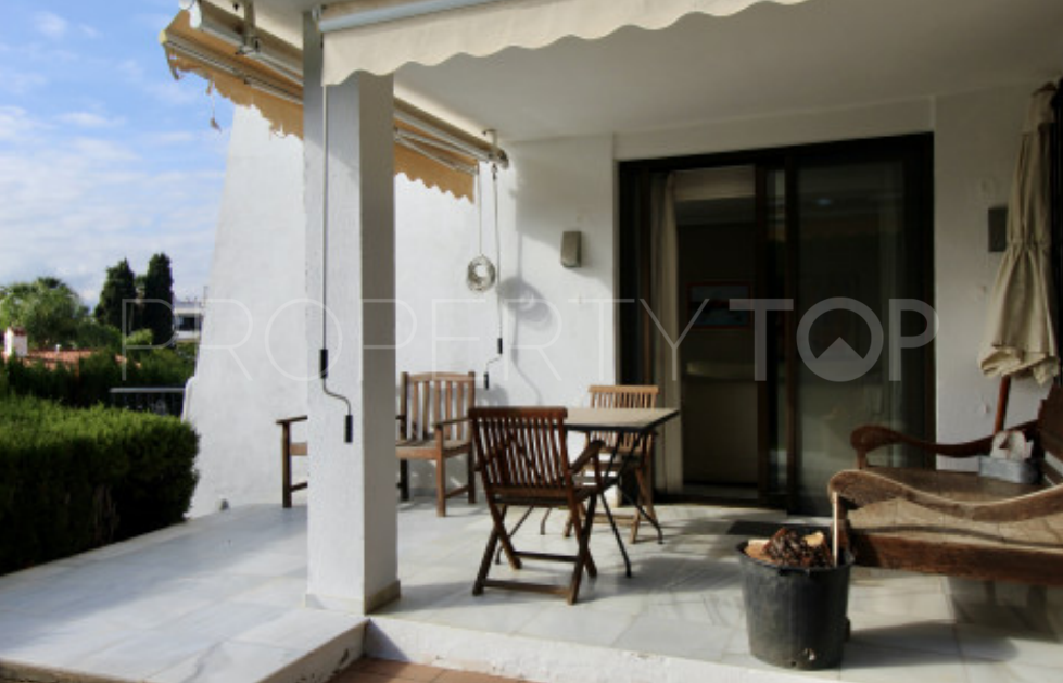 Nueva Andalucia, chalet con 3 dormitorios en venta