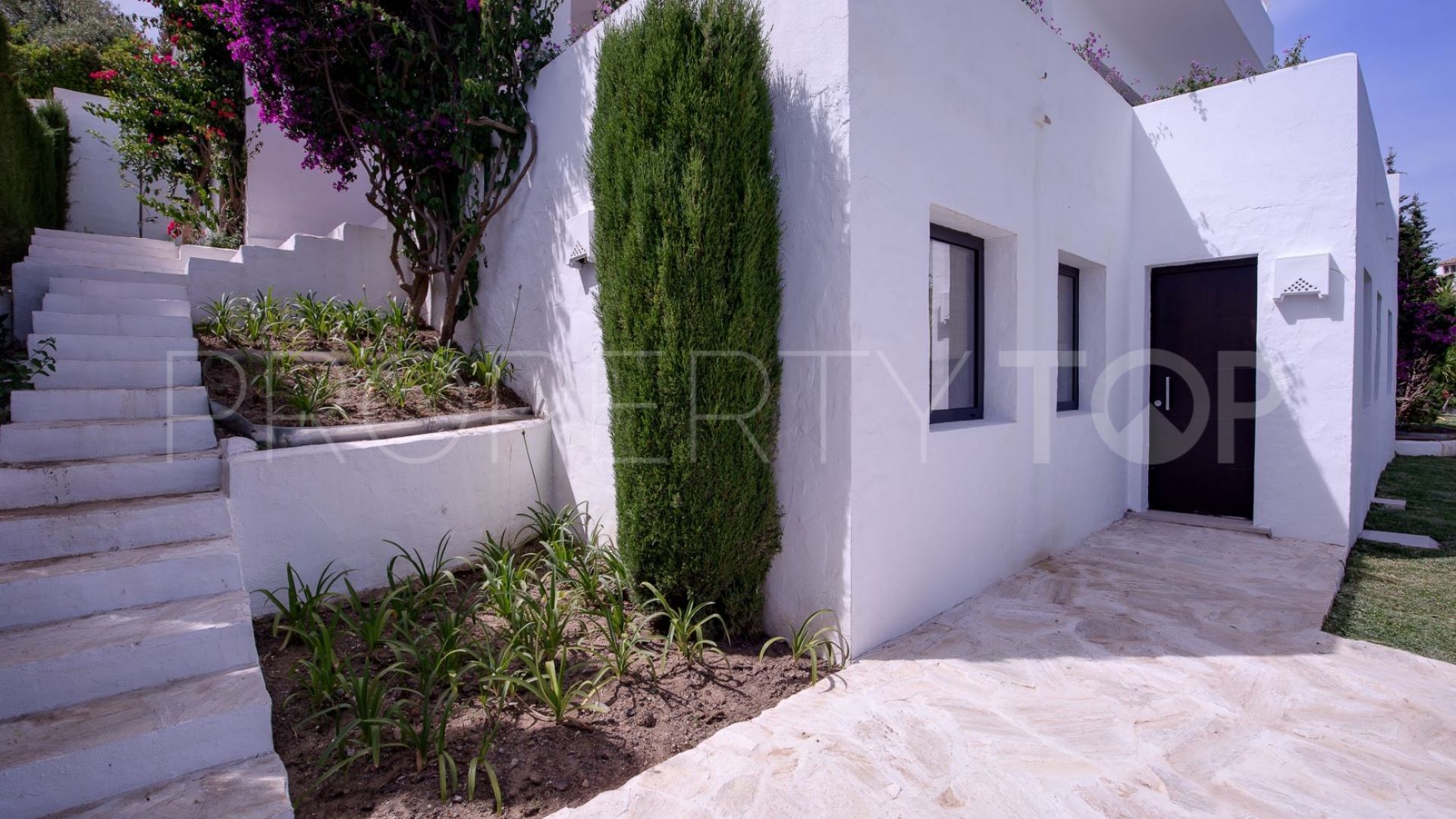 Paraiso Alto villa for sale