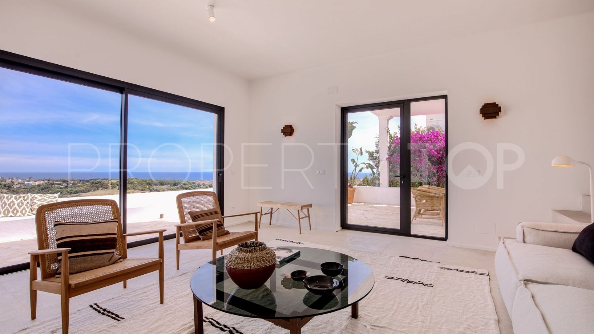 Paraiso Alto villa for sale