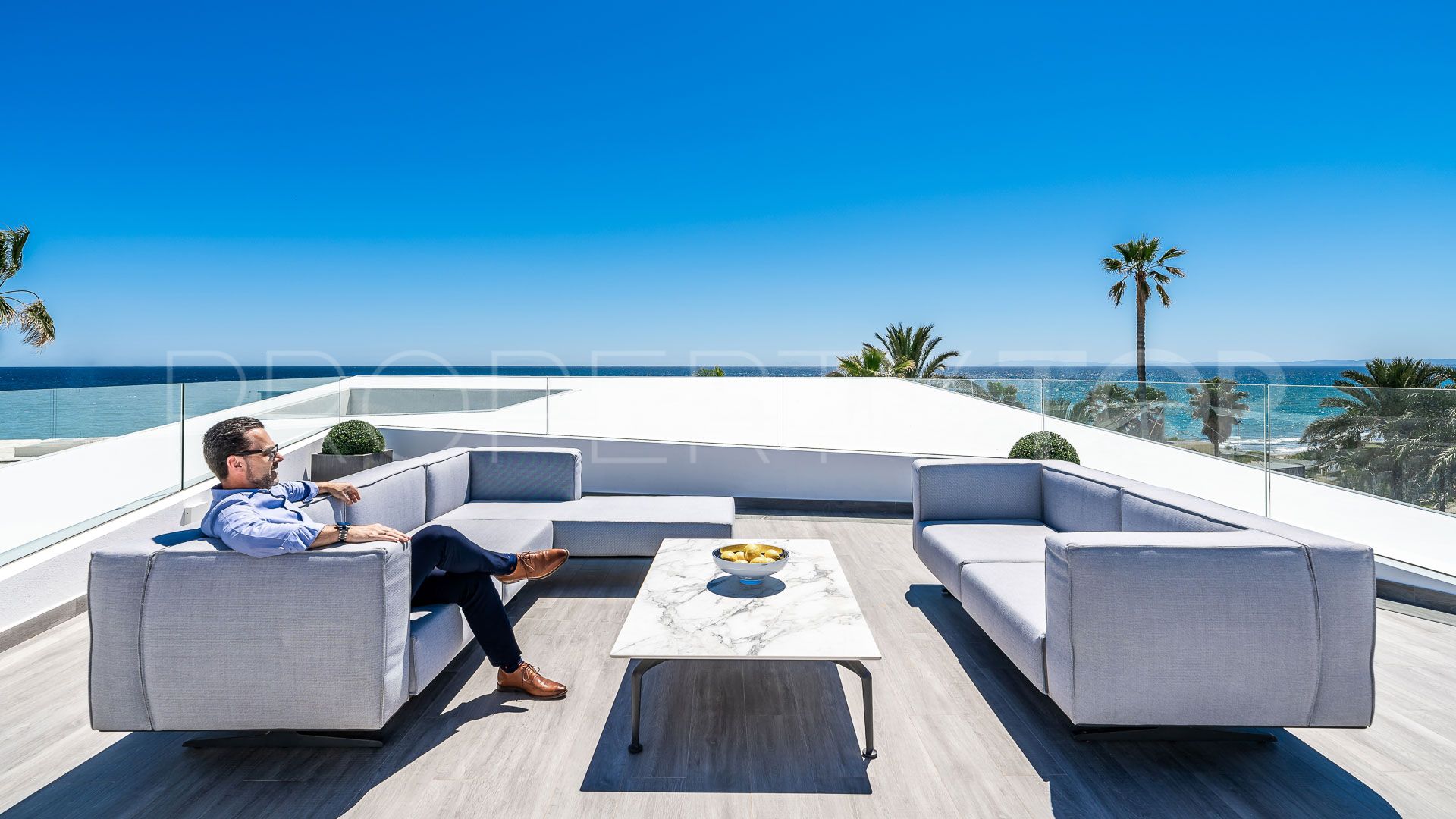 Villa con 6 dormitorios en venta en Los Monteros Playa
