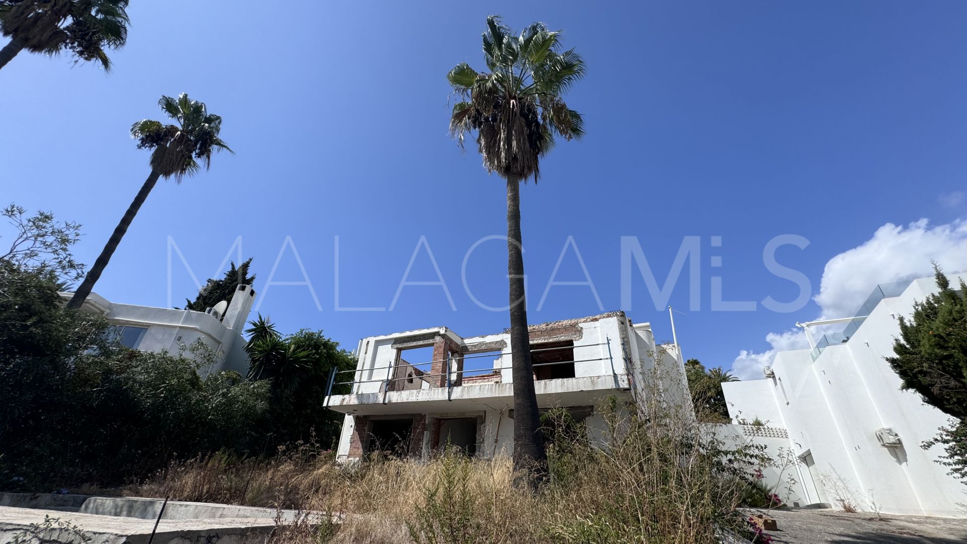 Villa for sale in Guadalmina Alta