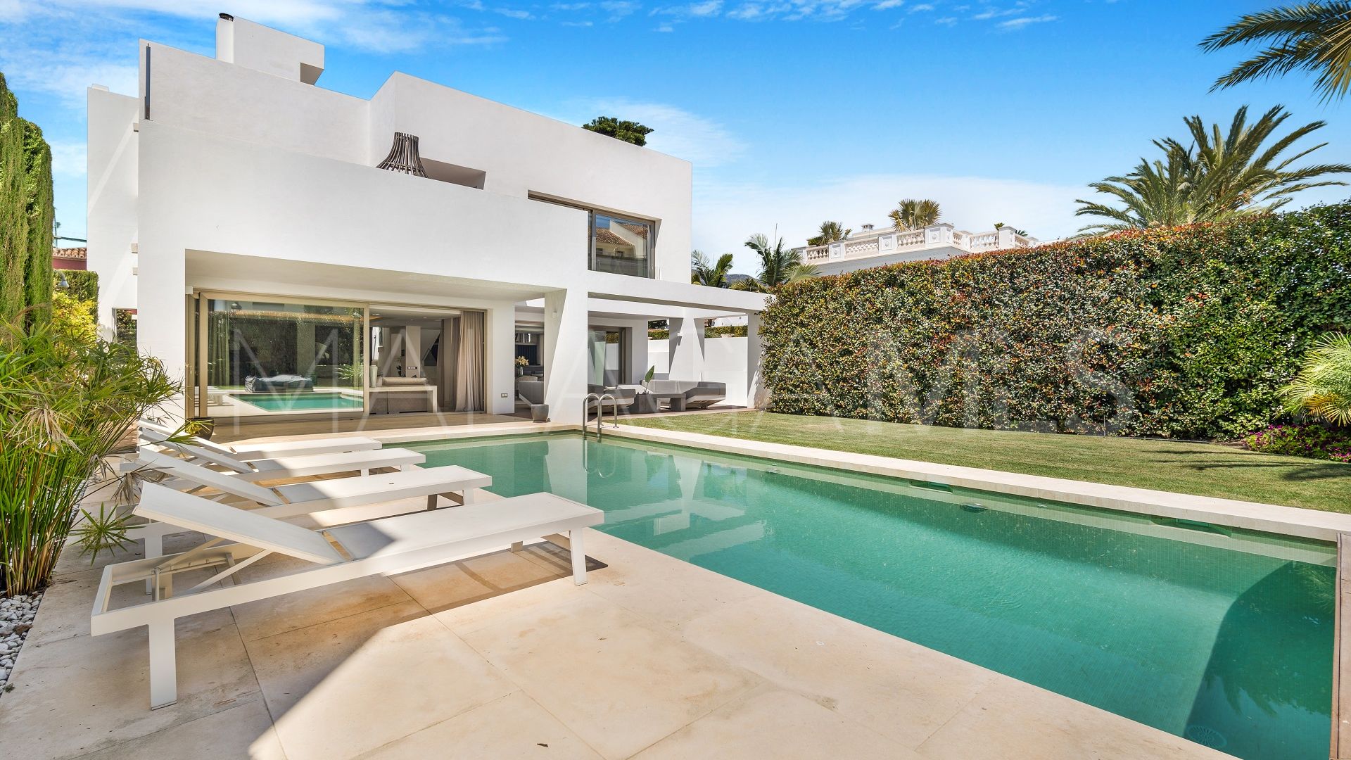 Villa for sale in Marbella Goldene Meile