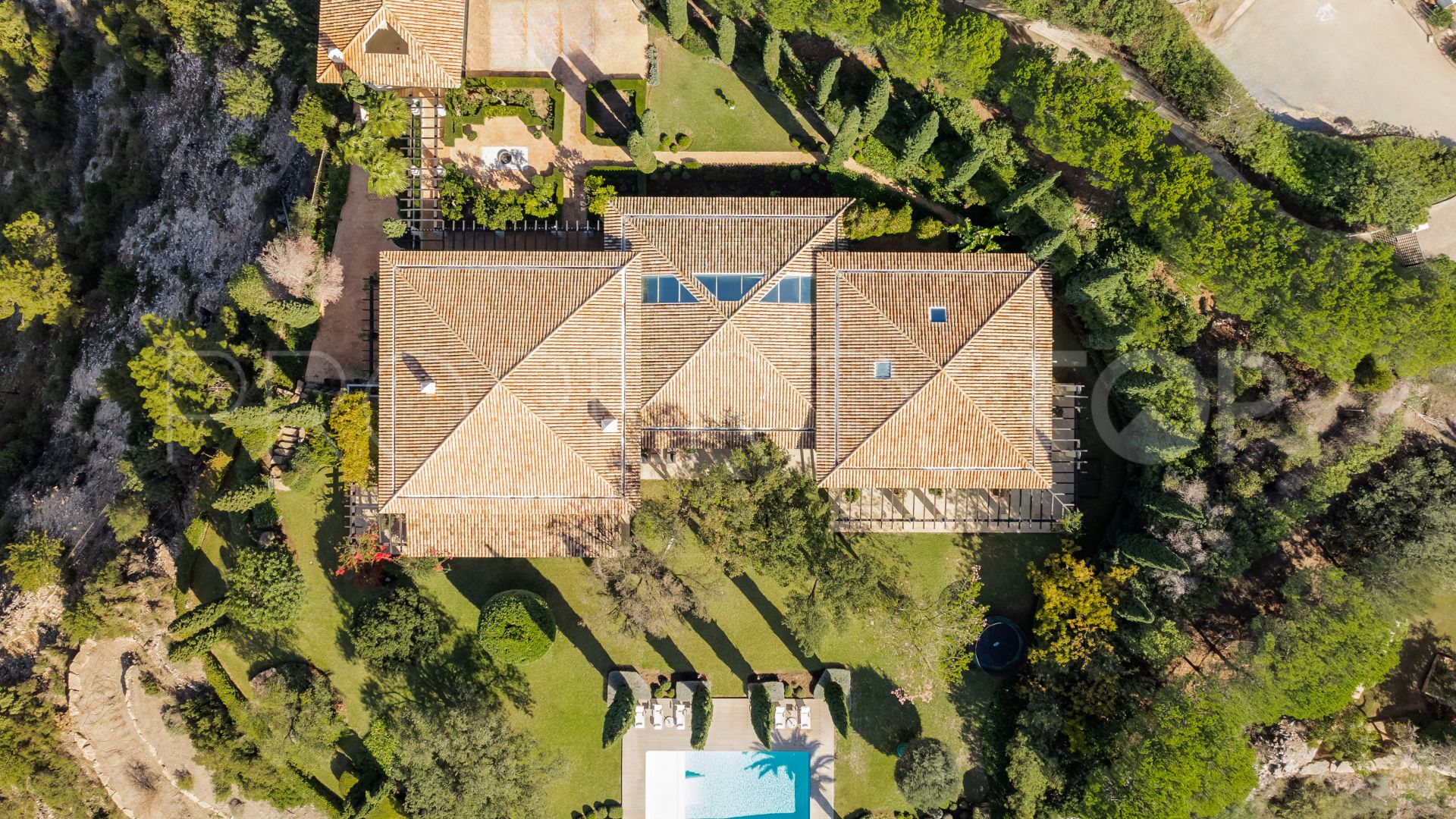 Villa for sale in La Zagaleta with 8 bedrooms