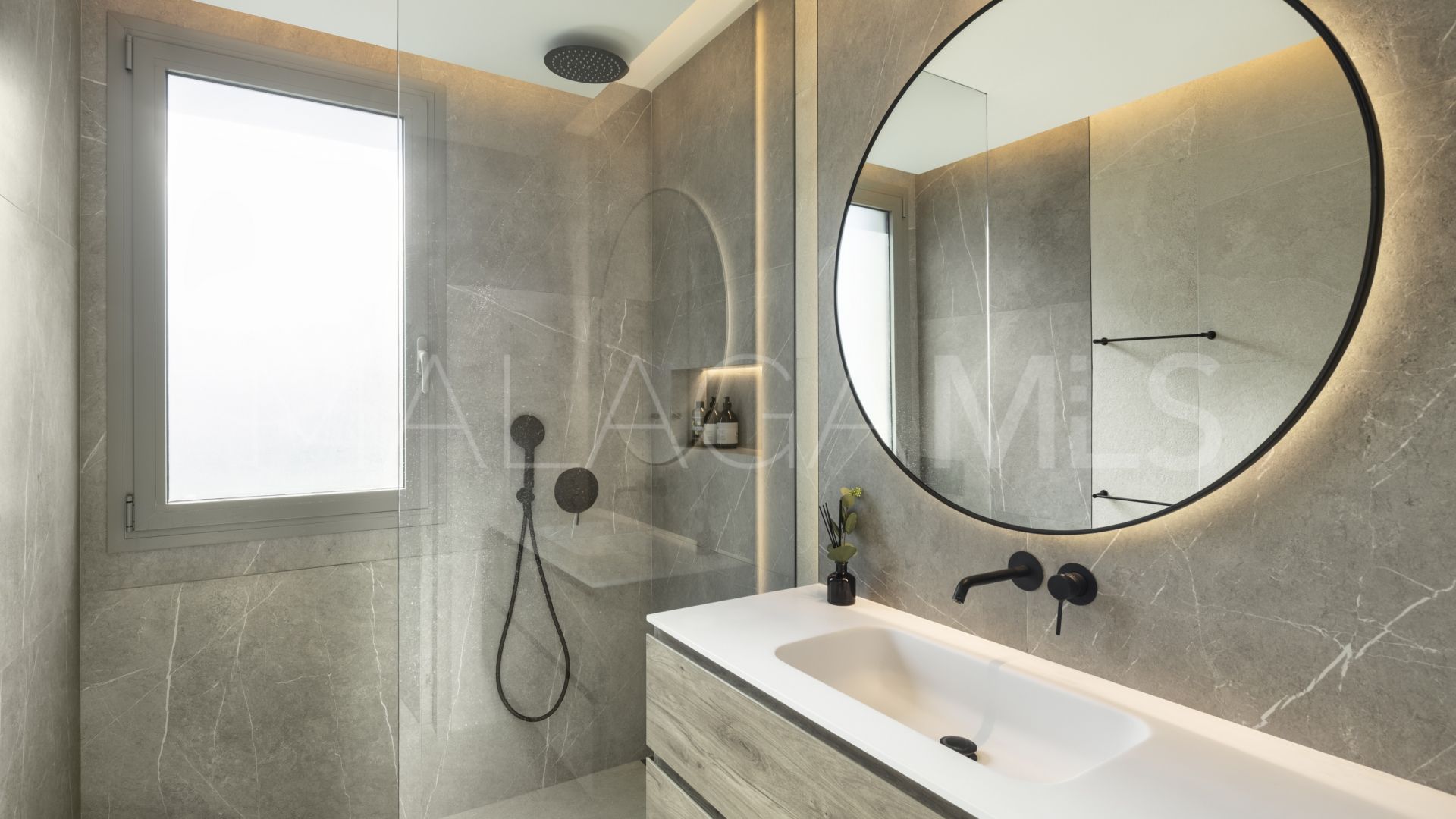 Villa a la venta with 5 bedrooms in Nueva Andalucia