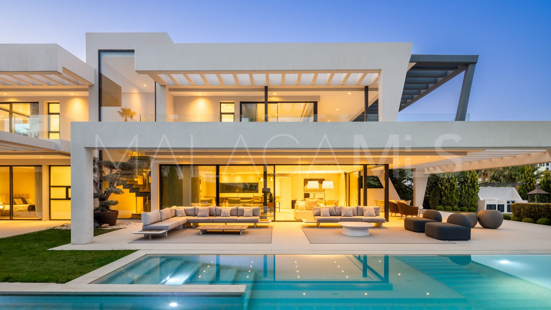 Nueva Andalucia, villa for sale de 6 bedrooms