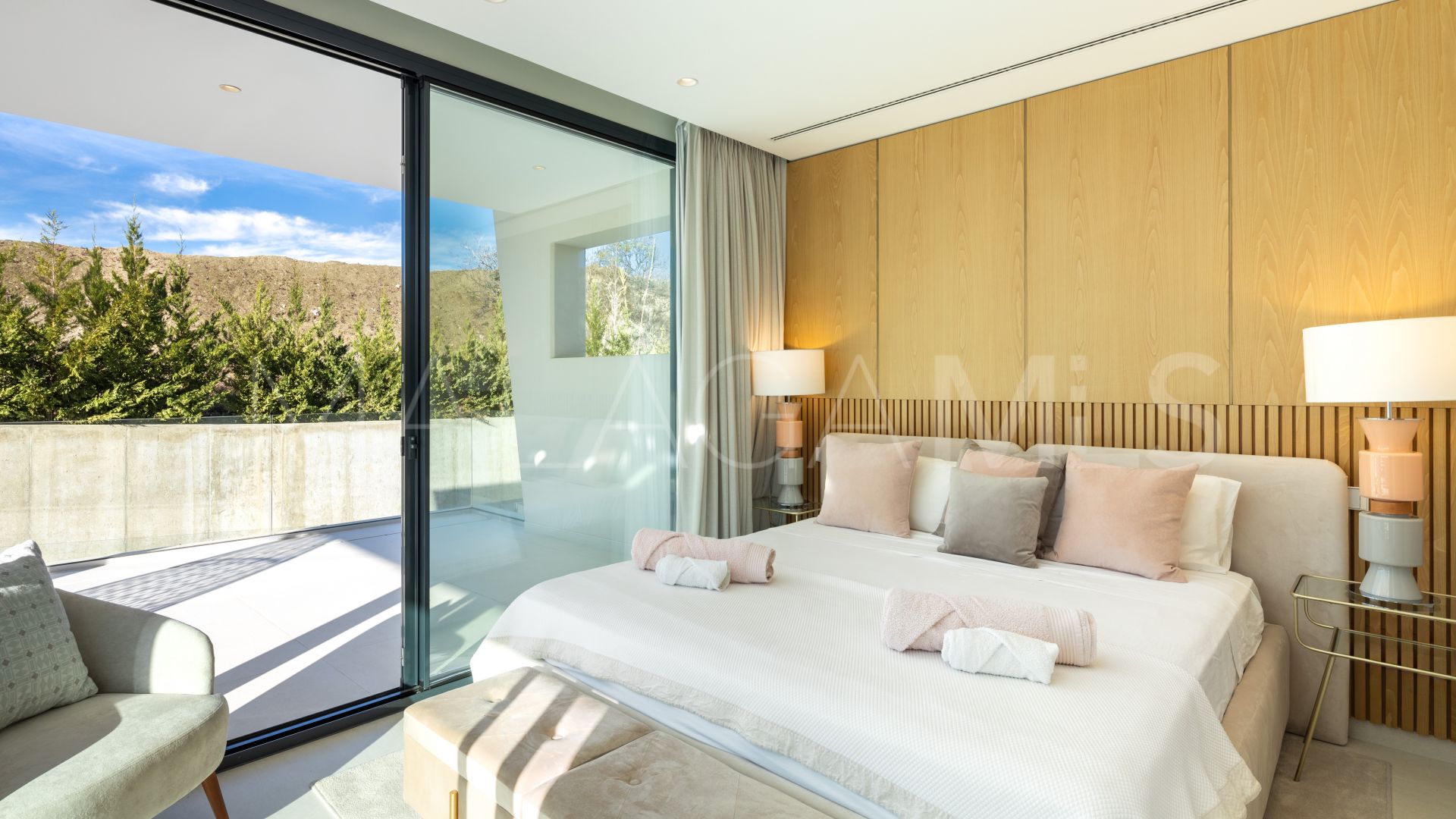 Nueva Andalucia, villa for sale de 6 bedrooms