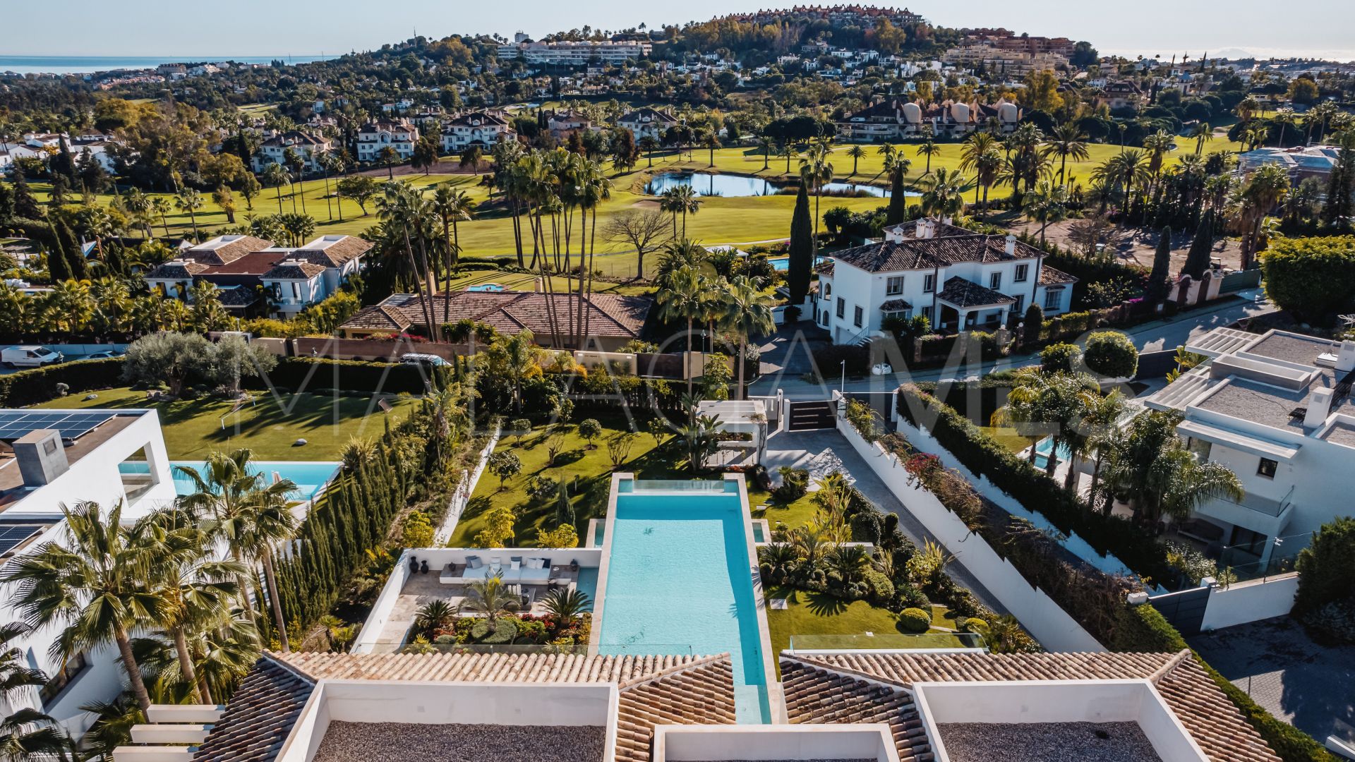Villa de 6 bedrooms for sale in La Cerquilla