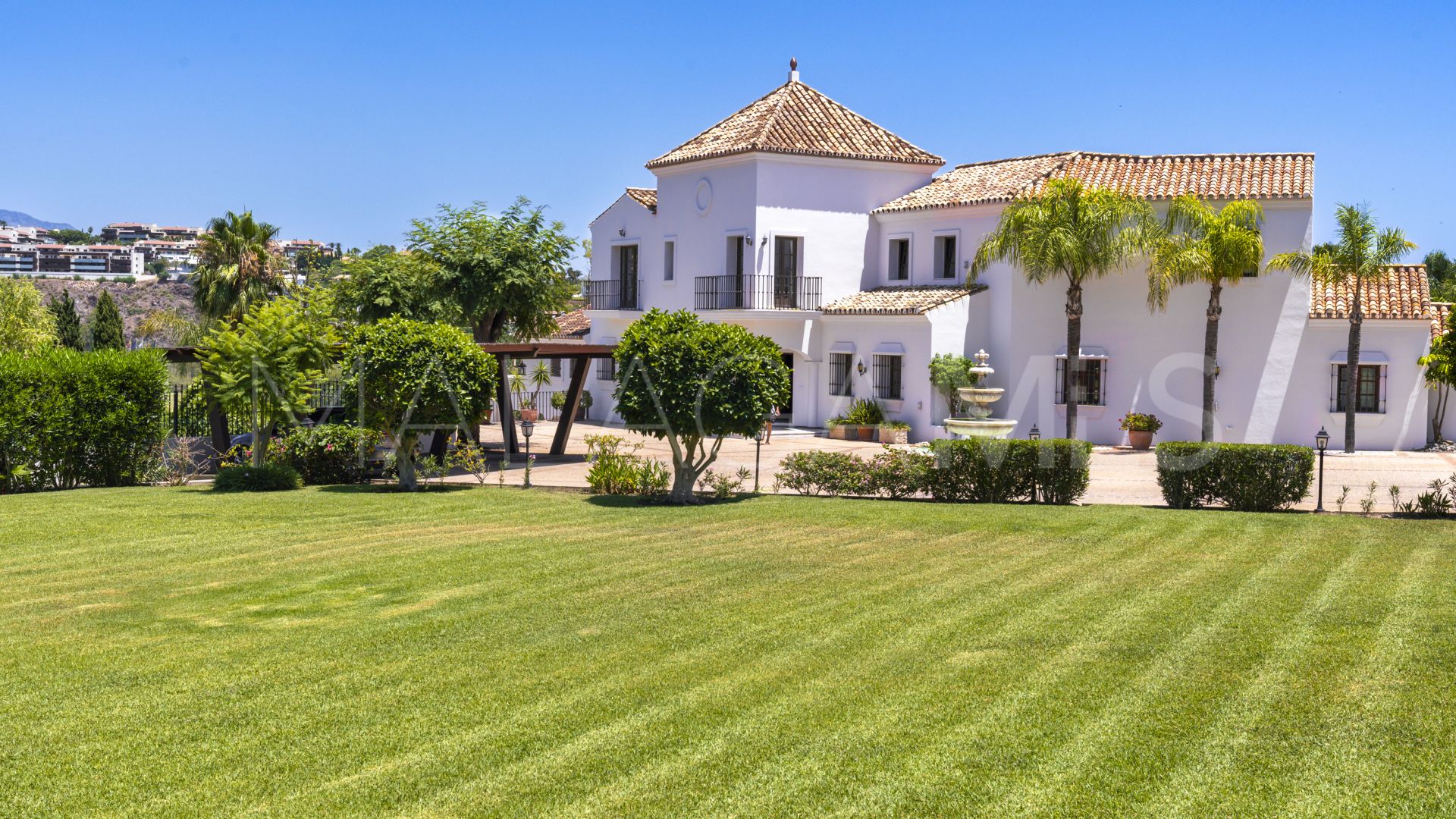 Villa for sale de 9 bedrooms in Cancelada