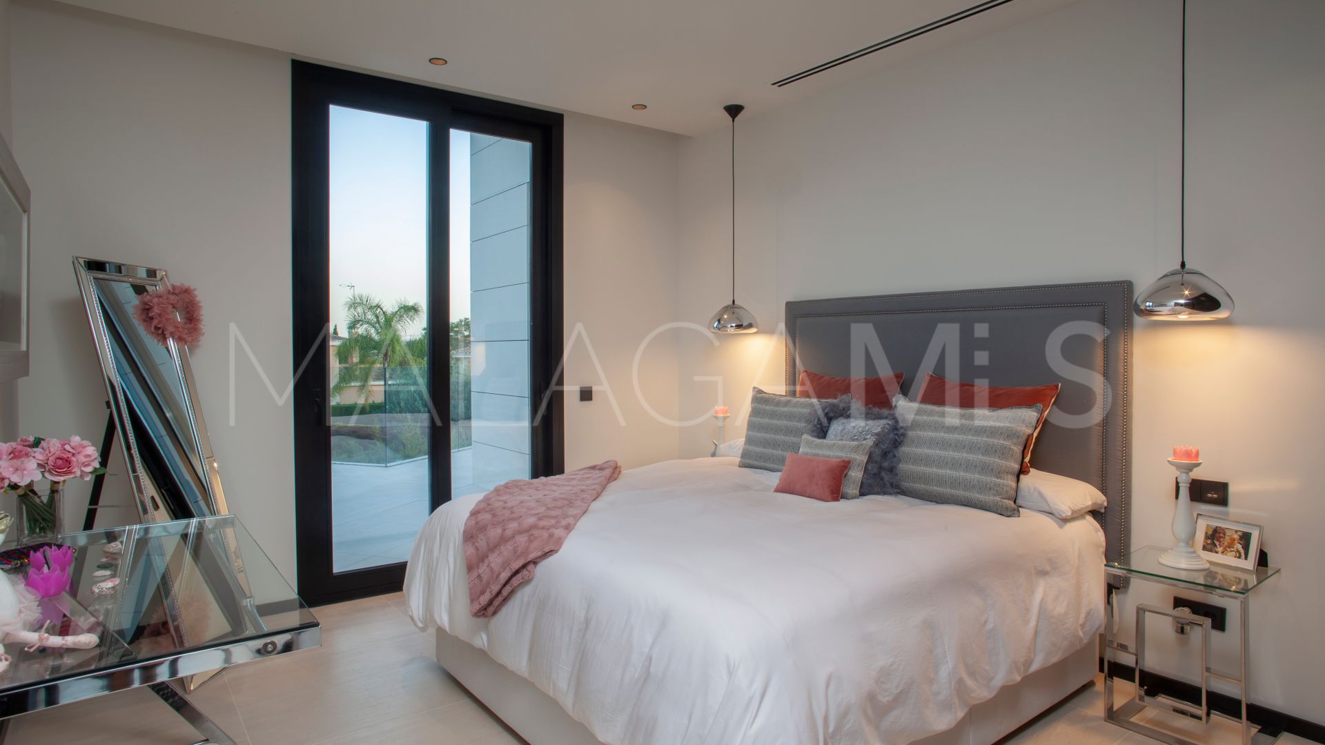 Nueva Andalucia, villa for sale