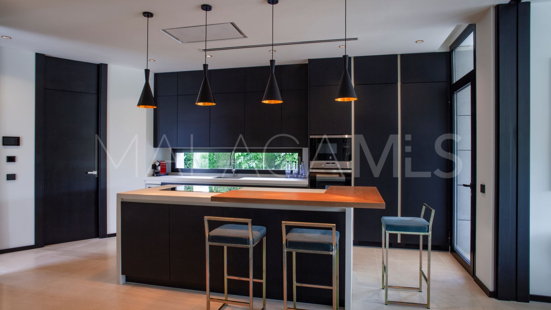 Nueva Andalucia, villa for sale