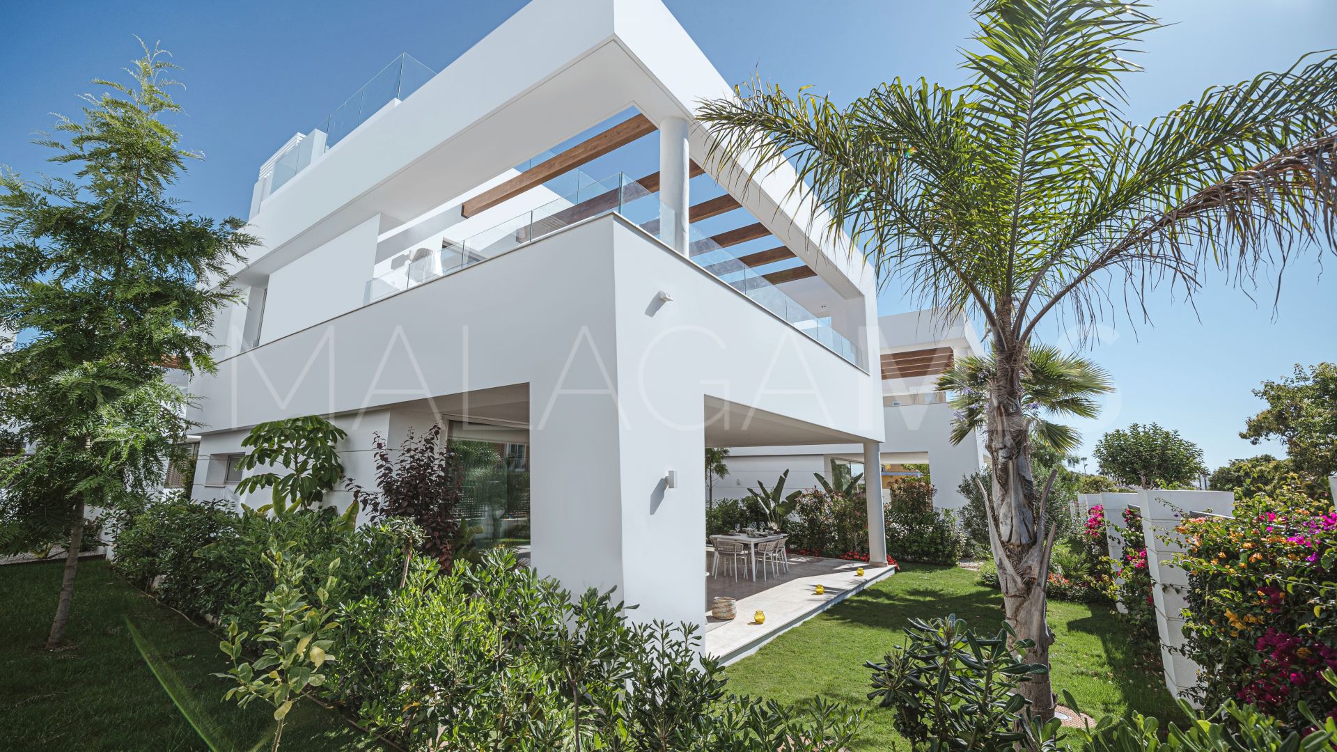 For sale San Pedro de Alcantara 4 bedrooms villa