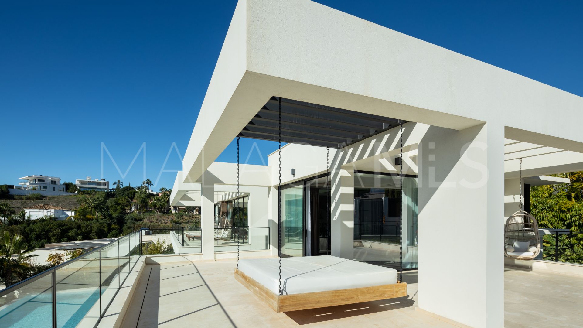 Villa for sale in Nueva Andalucia de 6 bedrooms