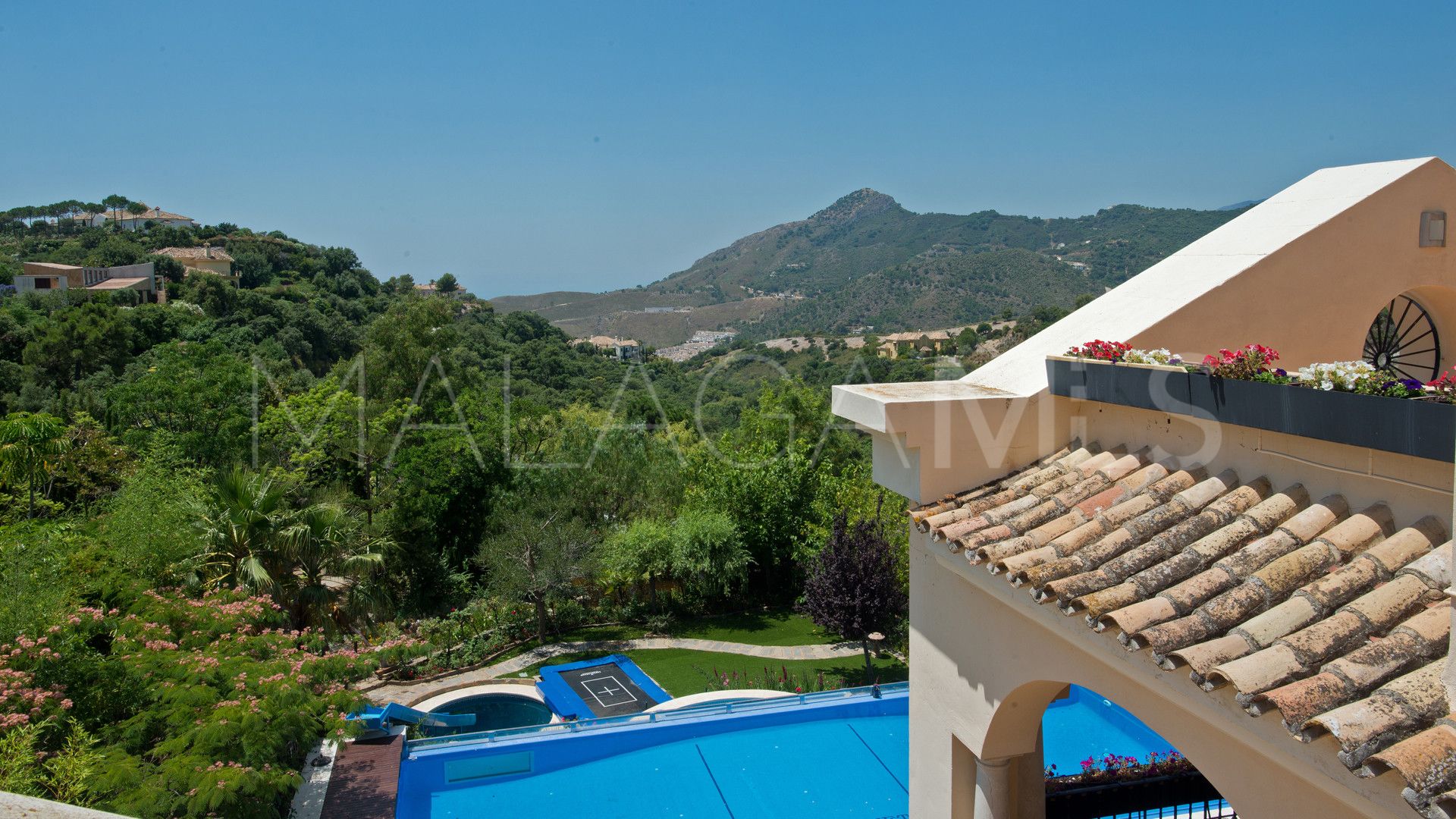 Villa for sale in La Zagaleta