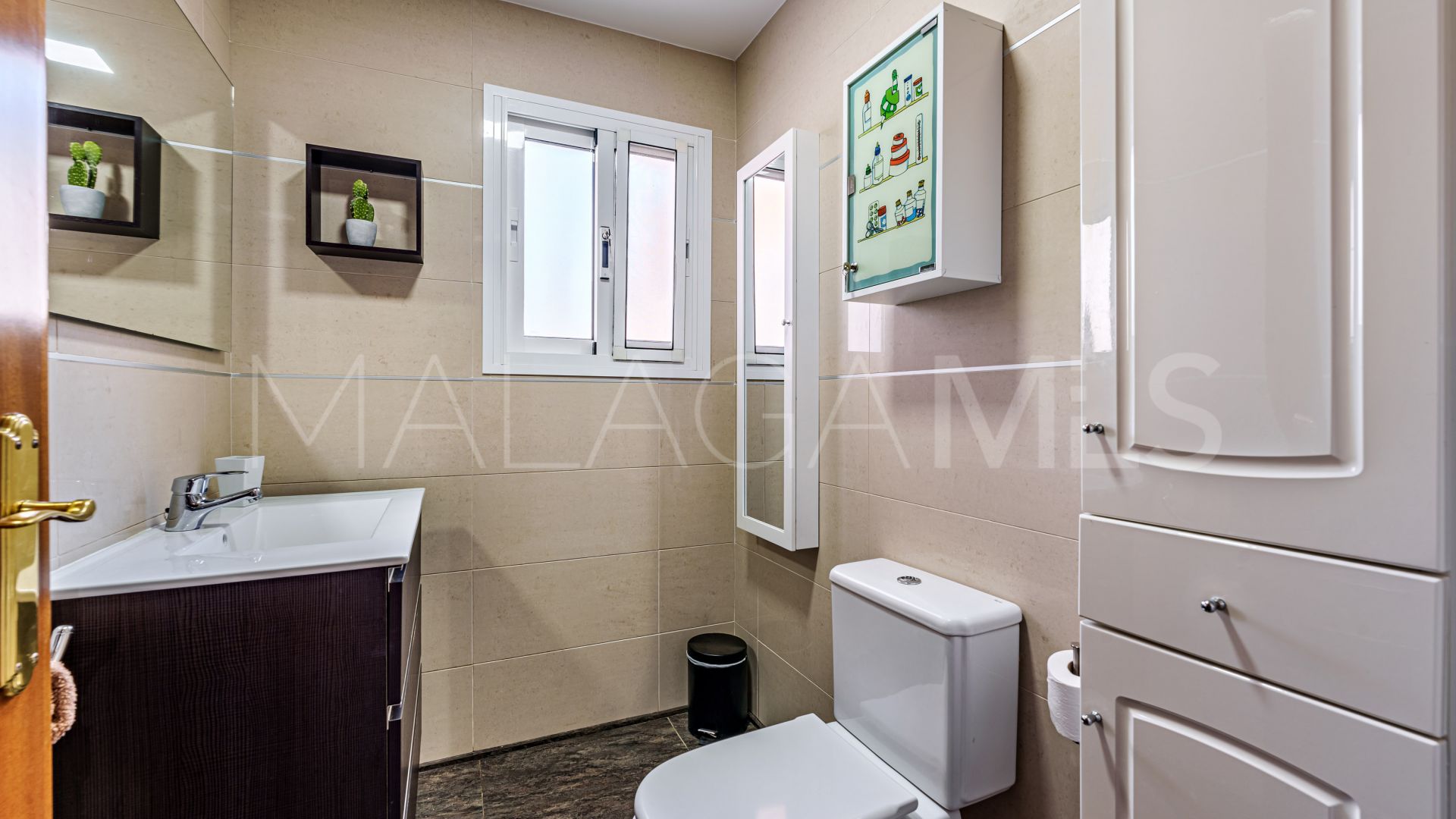 Villa for sale in La Colina