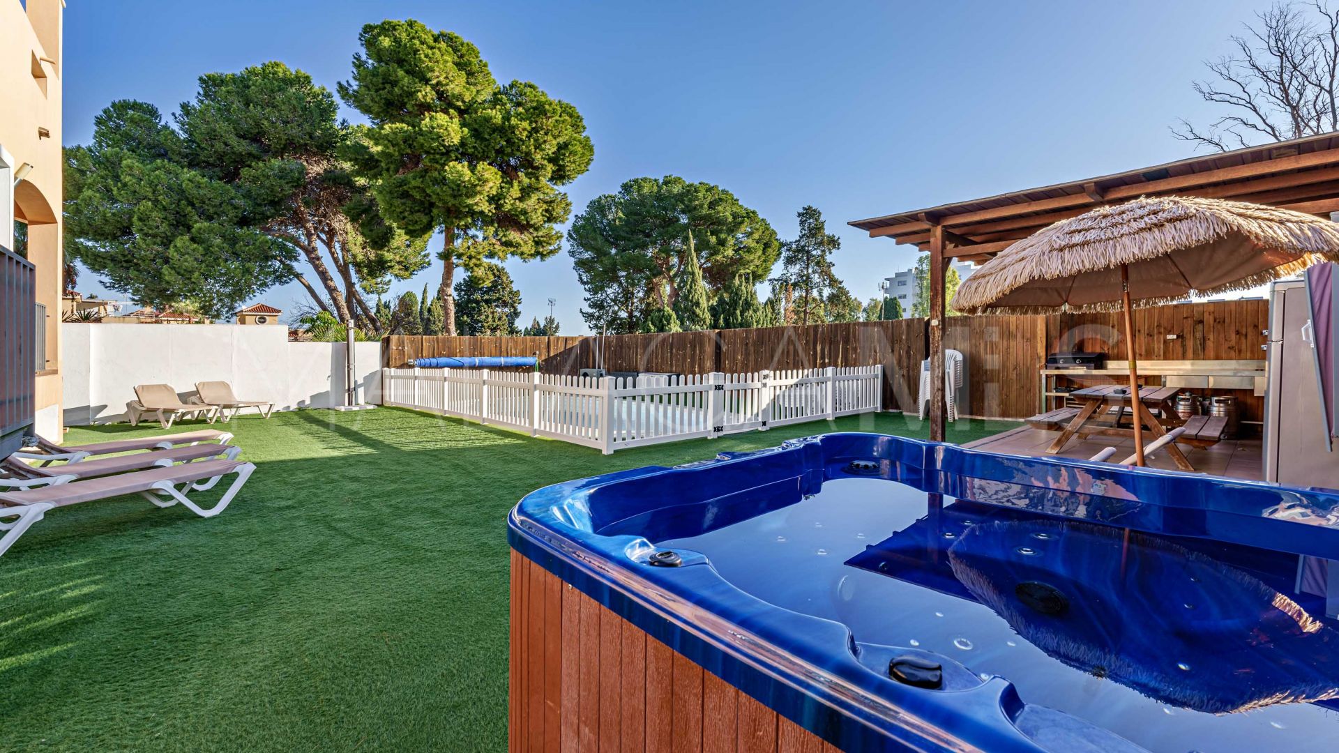 Villa for sale in La Colina