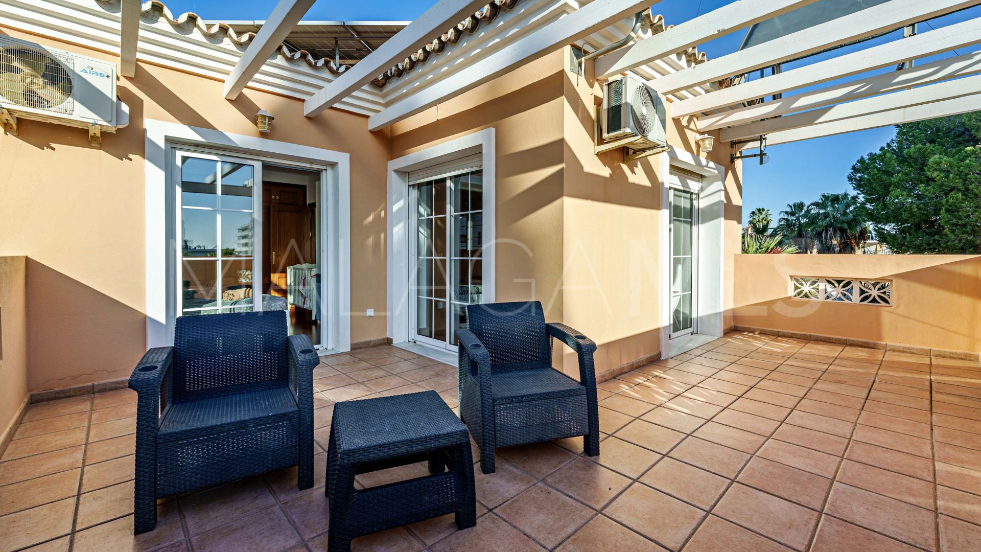 Villa for sale in La Colina