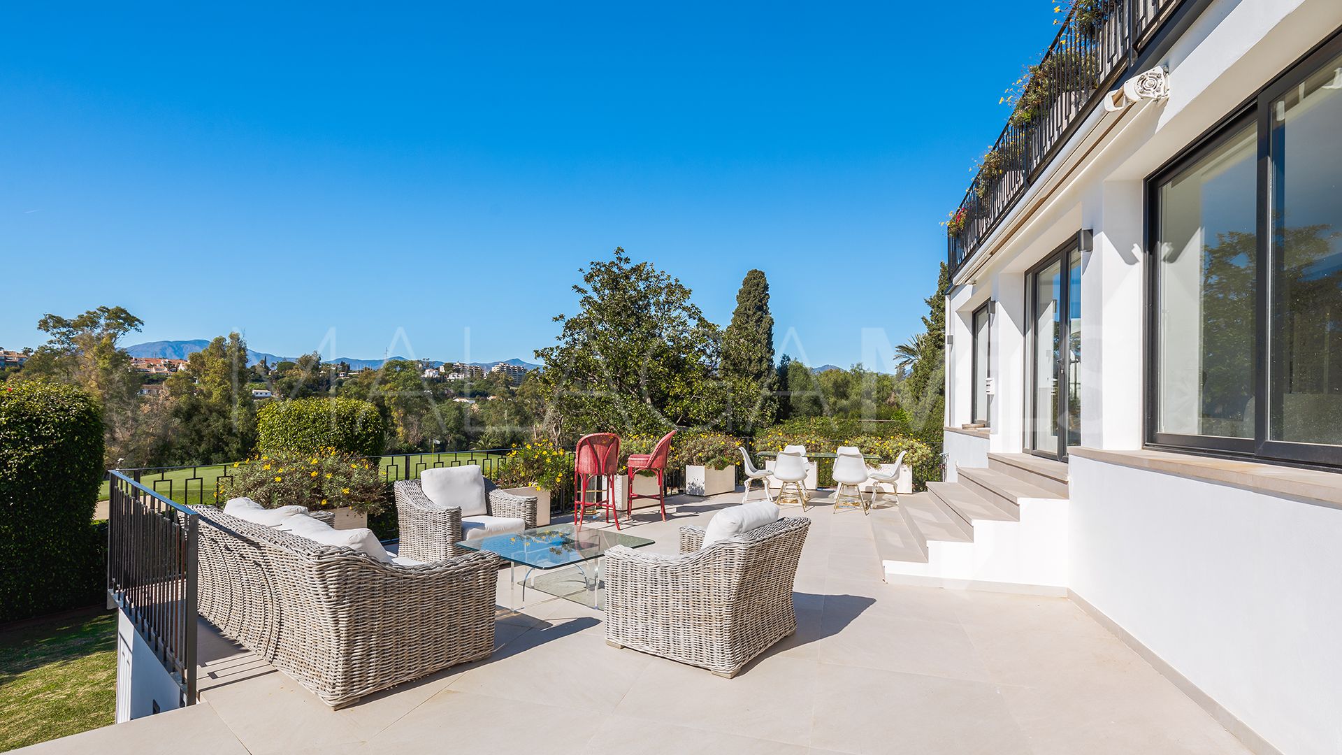 Villa for sale in Guadalmina Alta