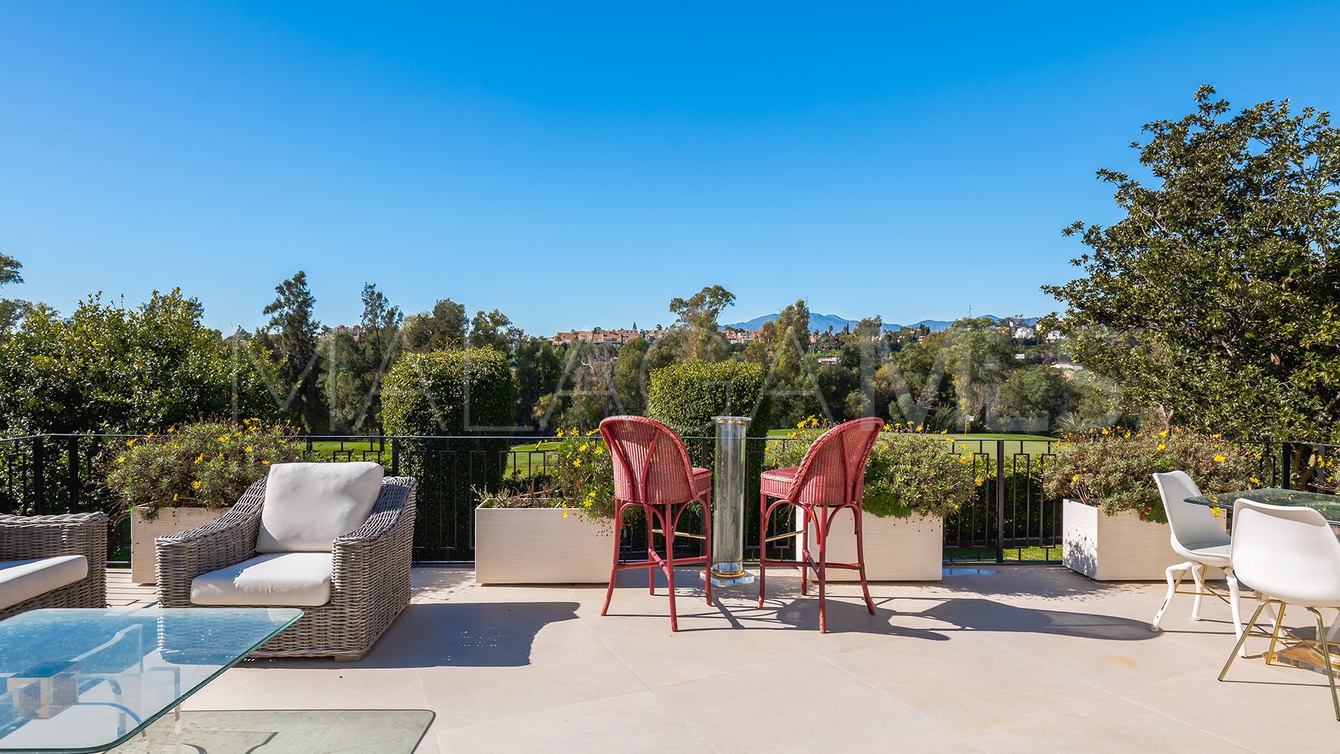 Villa for sale in Guadalmina Alta
