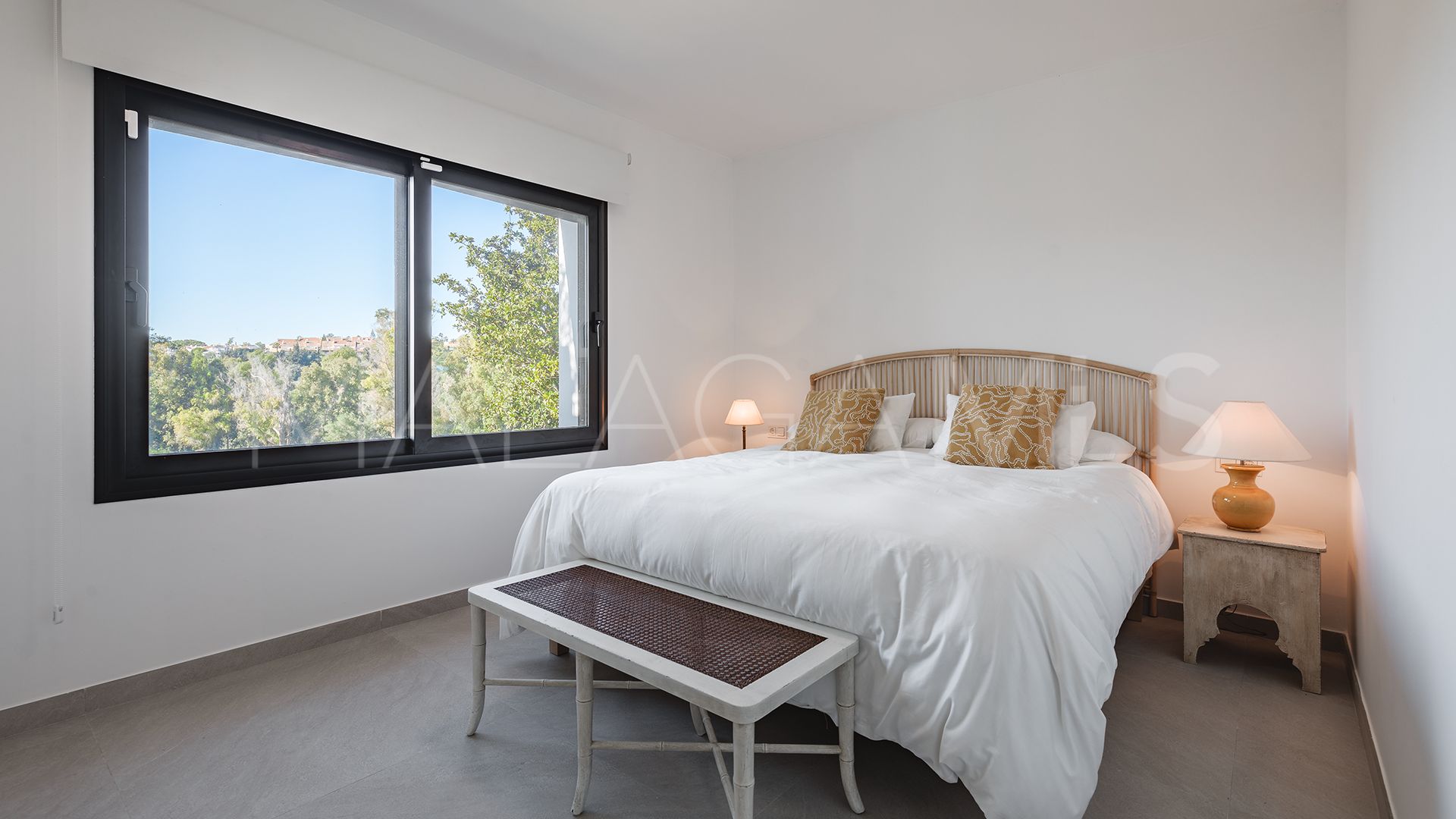 Villa for sale in Guadalmina Alta