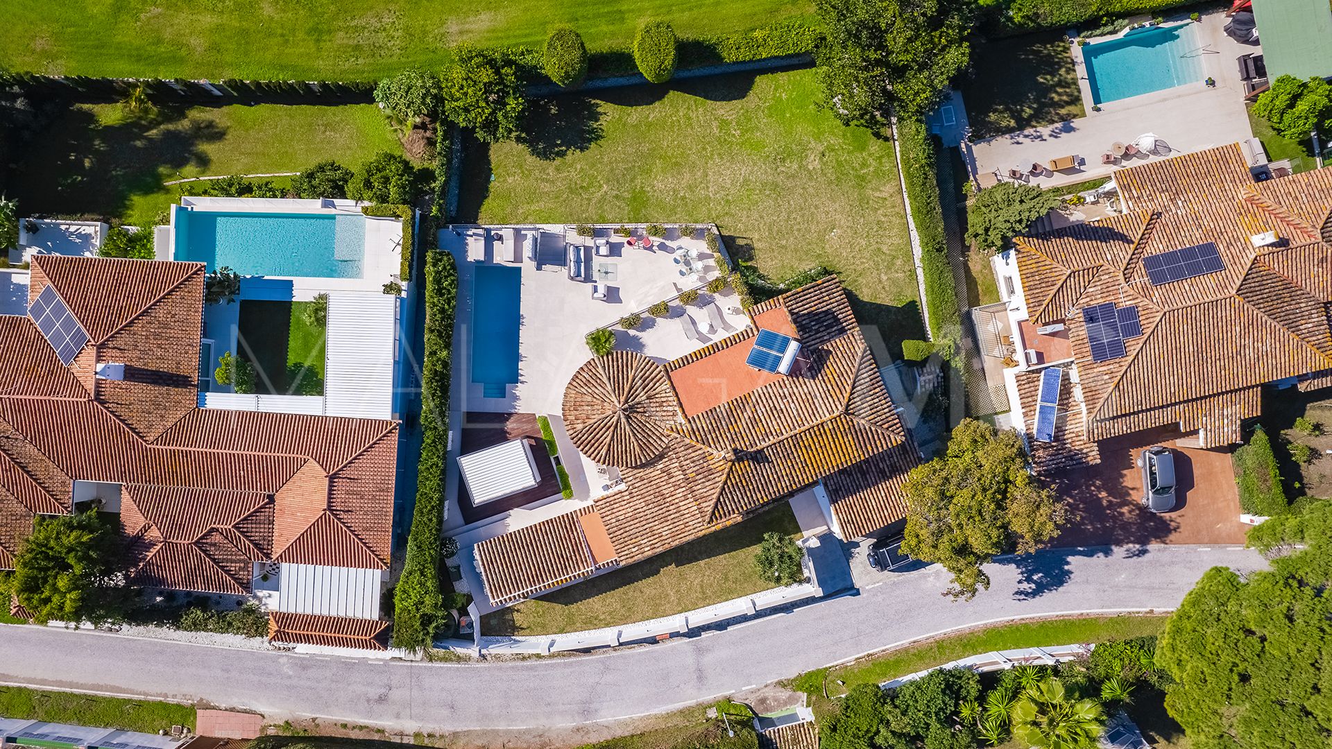 Villa for sale in Guadalmina Alta