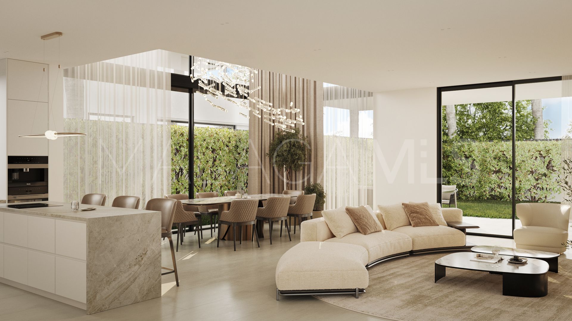 For sale Marbella East villa with 4 bedrooms