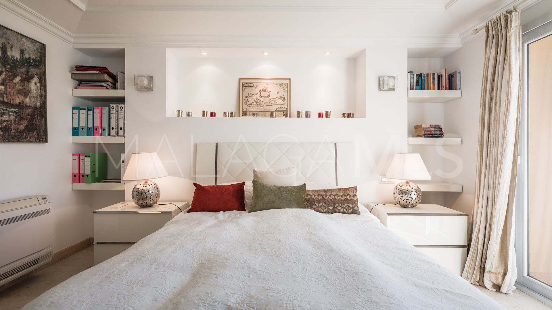 3 bedrooms duplex penthouse in Las Alamandas for sale