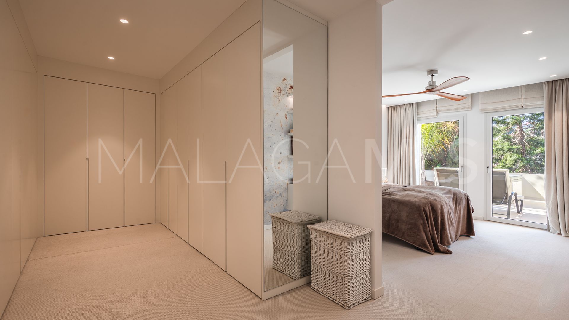 3 bedrooms duplex penthouse in Las Alamandas for sale