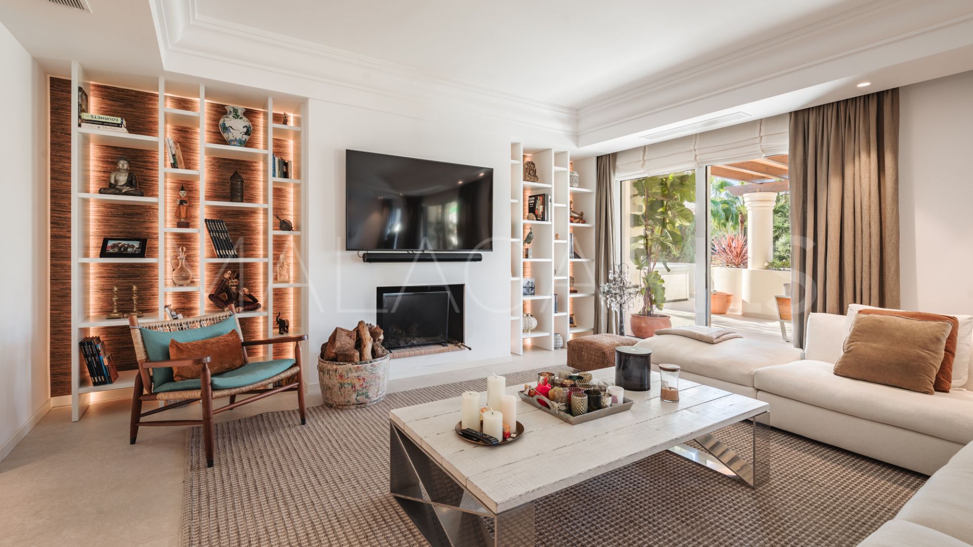 3 bedrooms duplex penthouse in Las Alamandas for sale