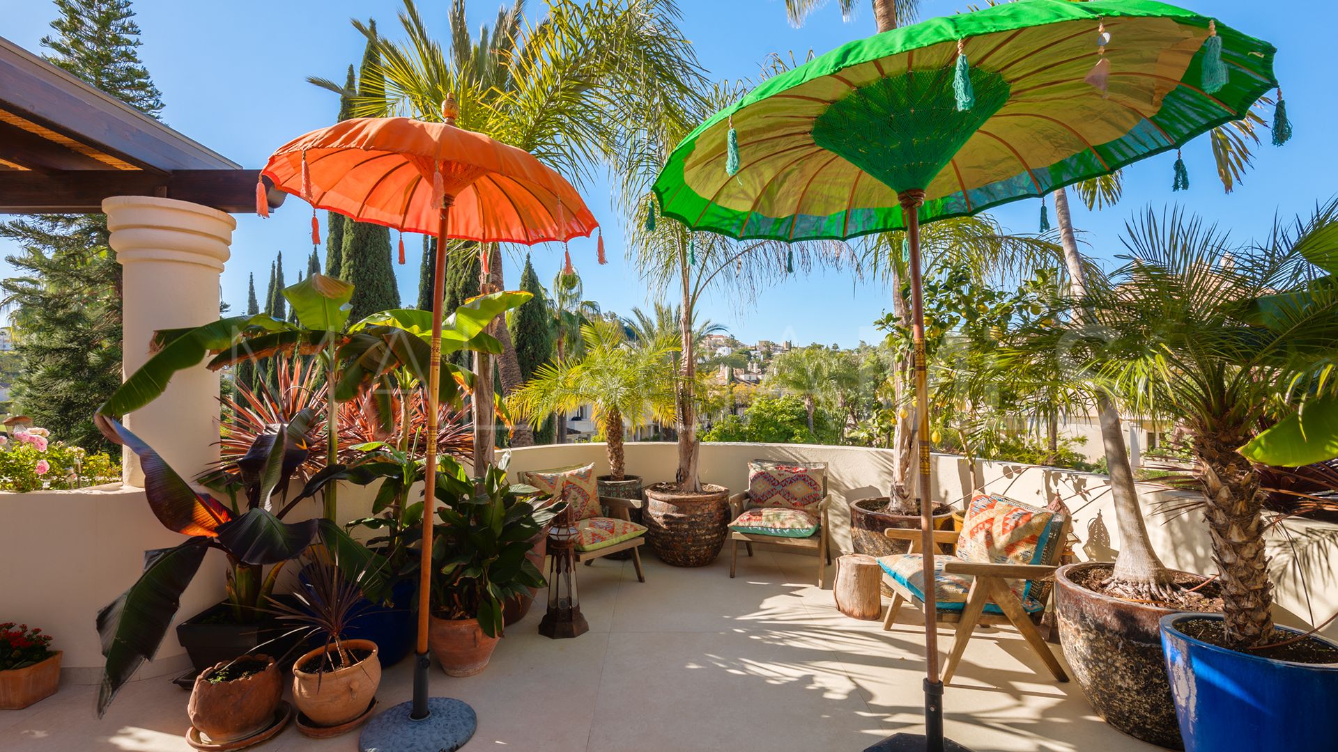 3 bedrooms duplex penthouse in Las Alamandas for sale