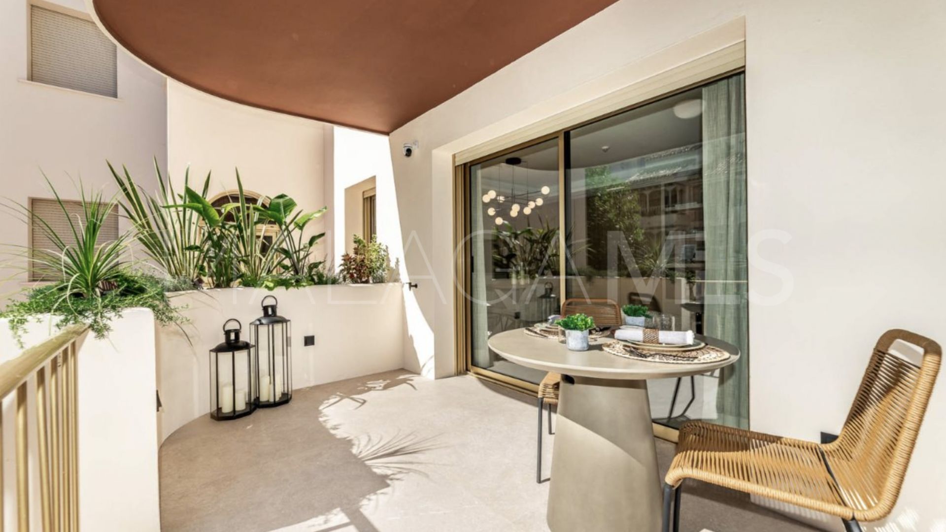 Apartamento with 2 bedrooms for sale in Marbella - Puerto Banus