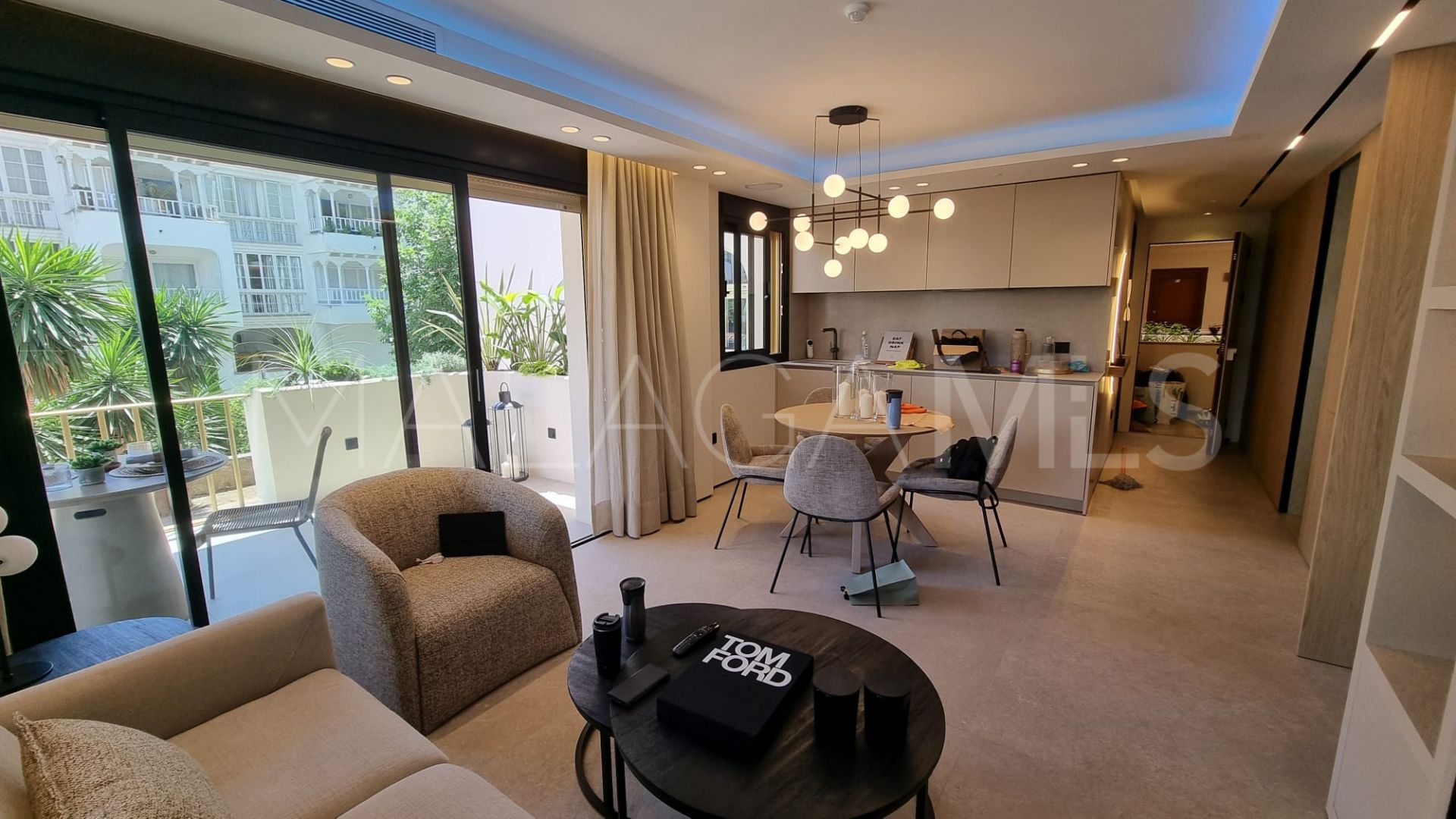 Apartamento with 2 bedrooms for sale in Marbella - Puerto Banus