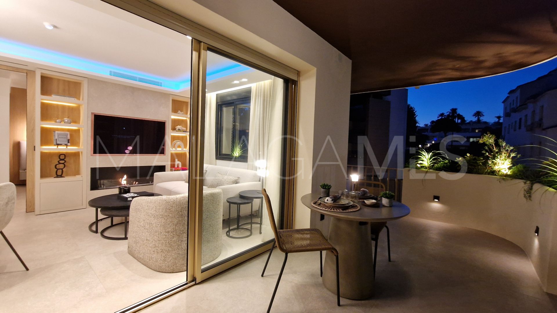 Apartamento with 2 bedrooms for sale in Marbella - Puerto Banus