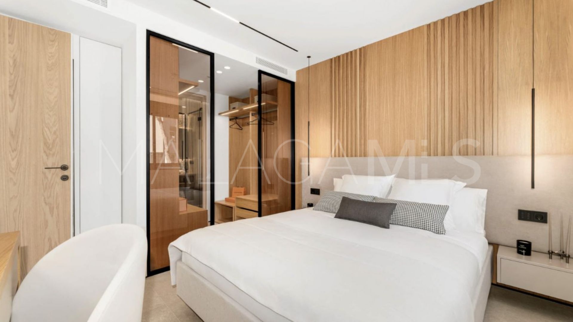 Apartamento with 2 bedrooms for sale in Marbella - Puerto Banus