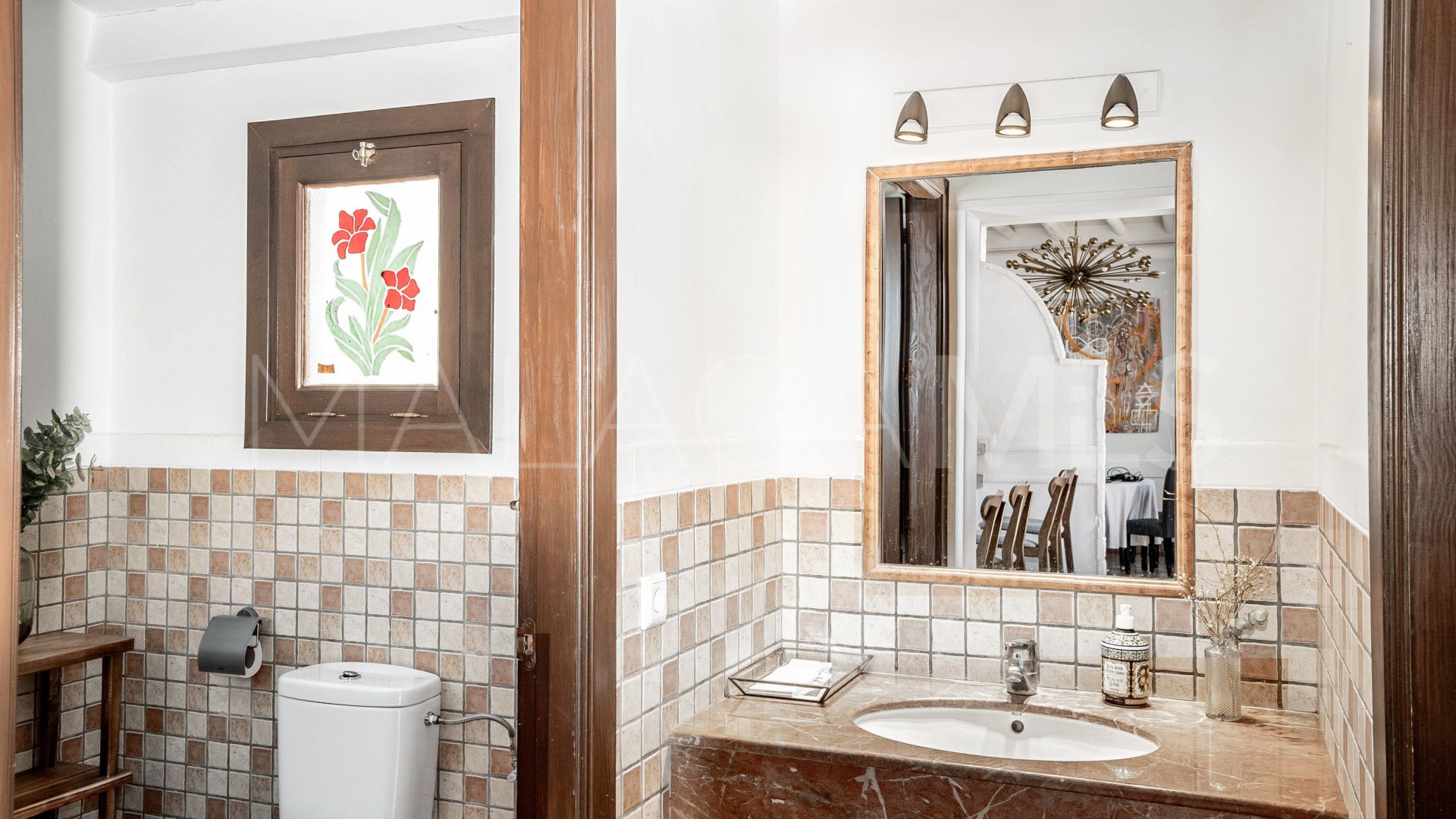 Restaurante for sale in Nueva Andalucia de 5 bedrooms
