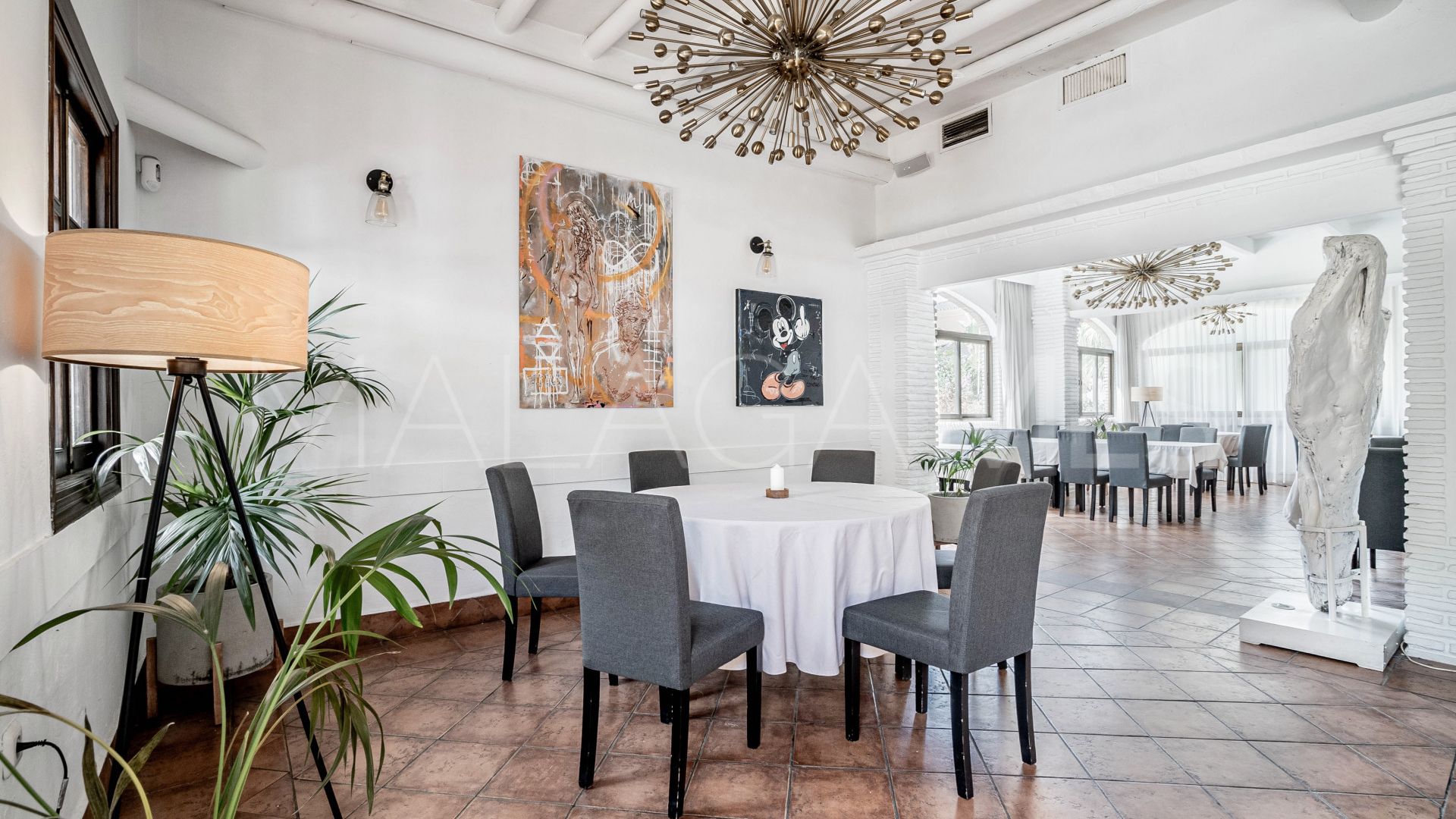 Restaurante for sale in Nueva Andalucia de 5 bedrooms