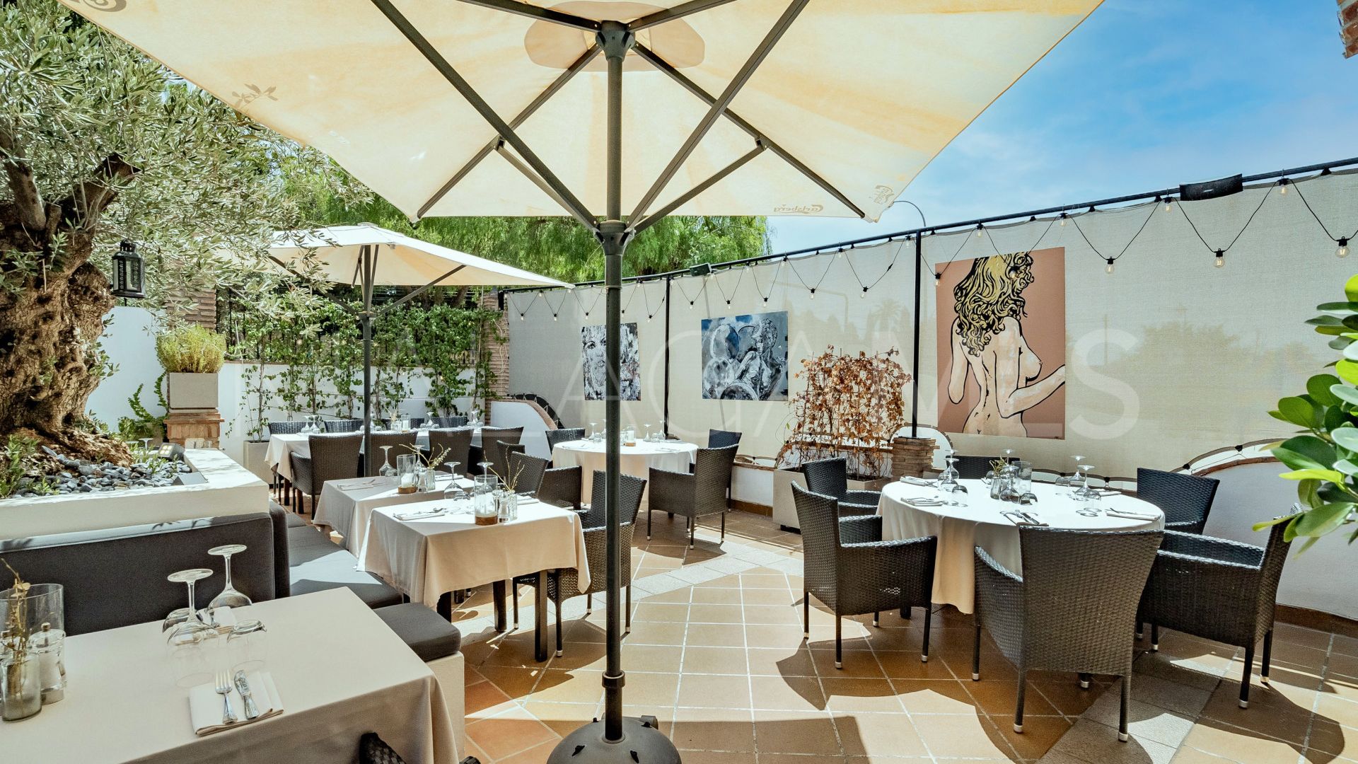 Restaurante for sale in Nueva Andalucia de 5 bedrooms