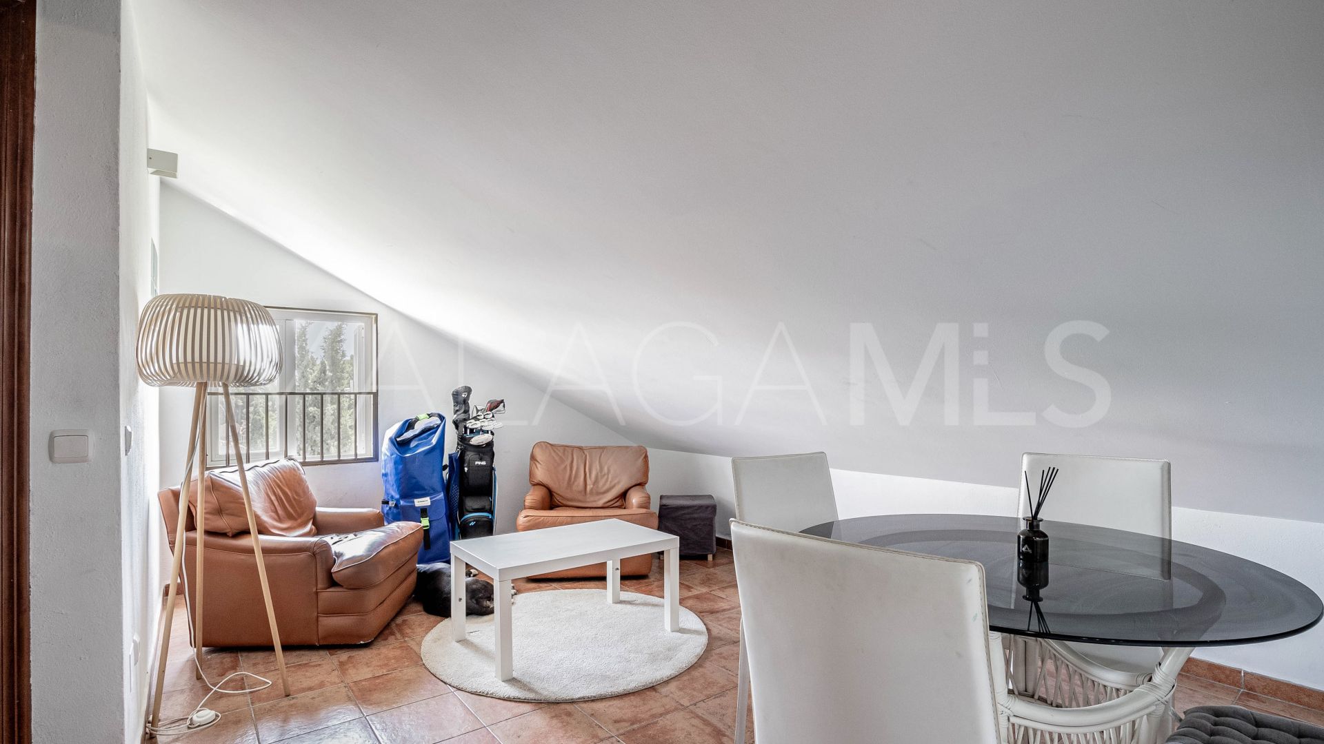 Restaurante for sale in Nueva Andalucia de 5 bedrooms