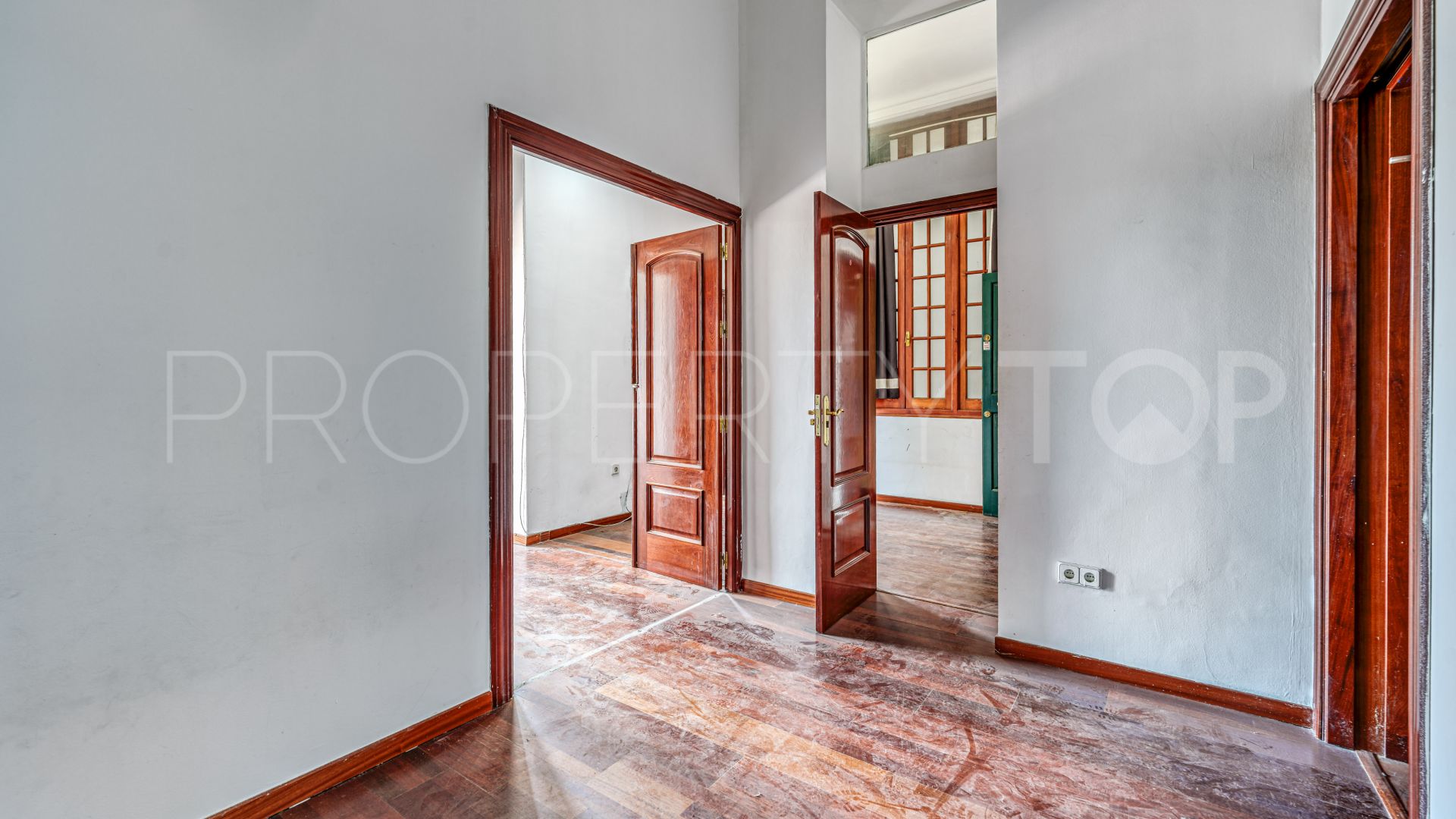 Malaga, apartamento en venta con 6 dormitorios