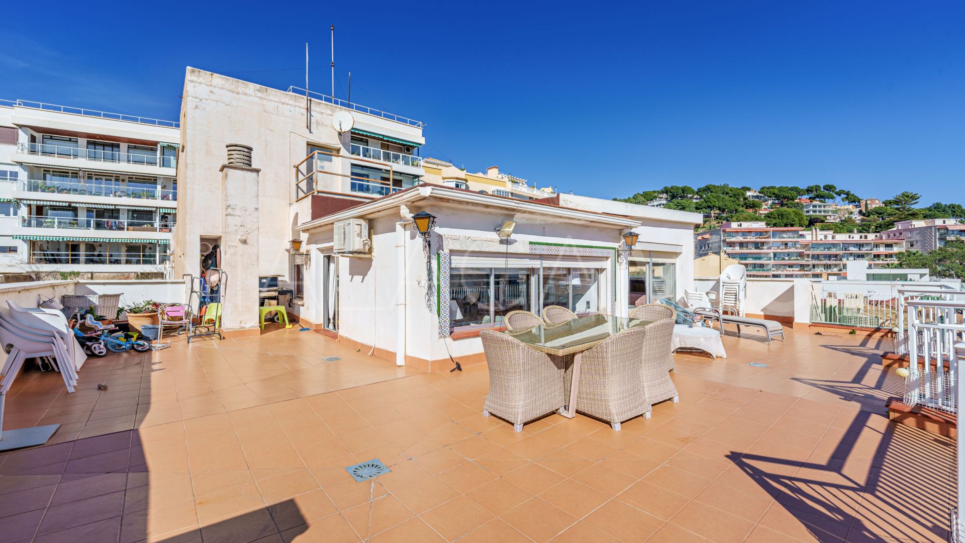 For sale El Limonar penthouse with 5 bedrooms